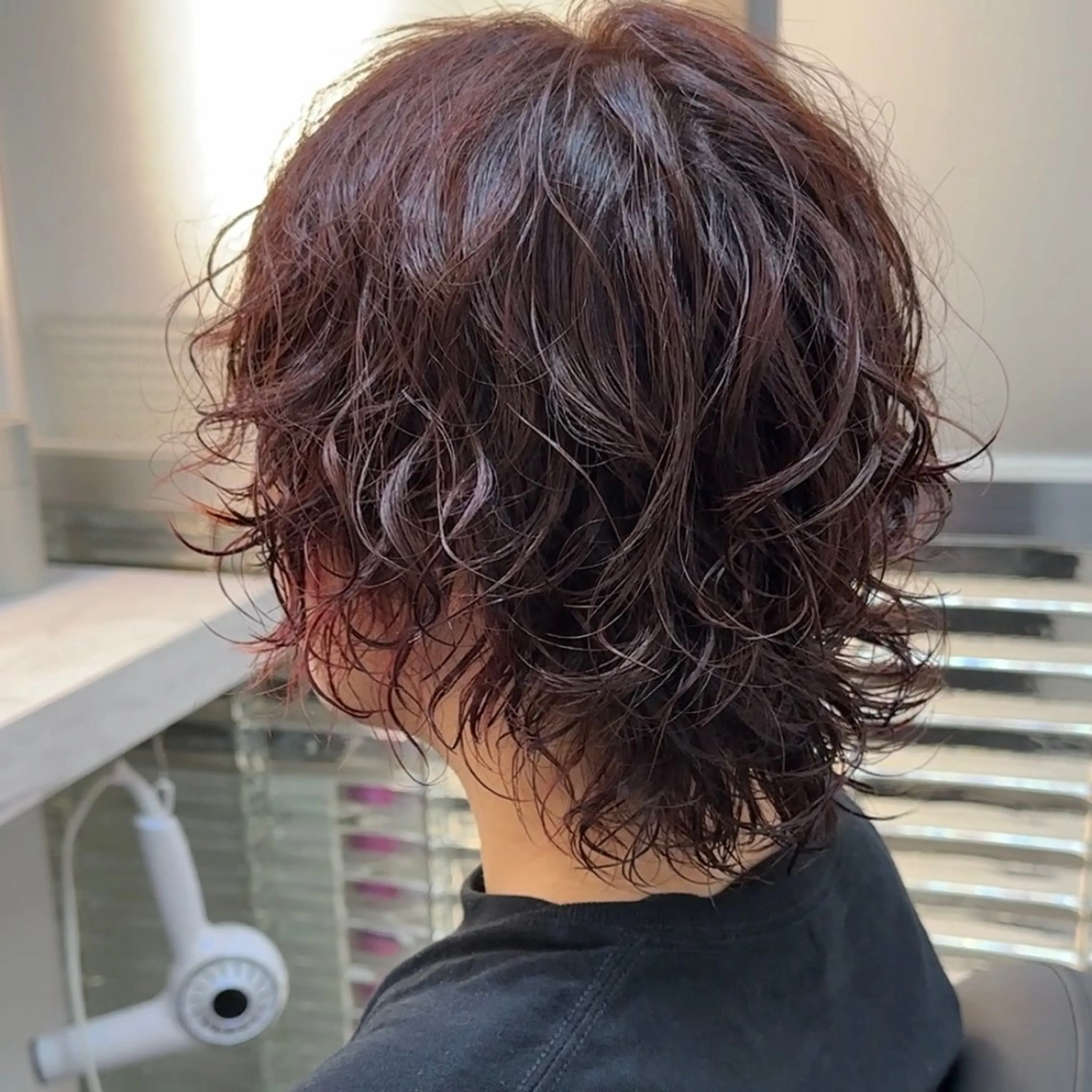 ショート パーマ ウルフカット FBeauty 青山店所属・パーマ特化美容師 表参道のヘアスタイル