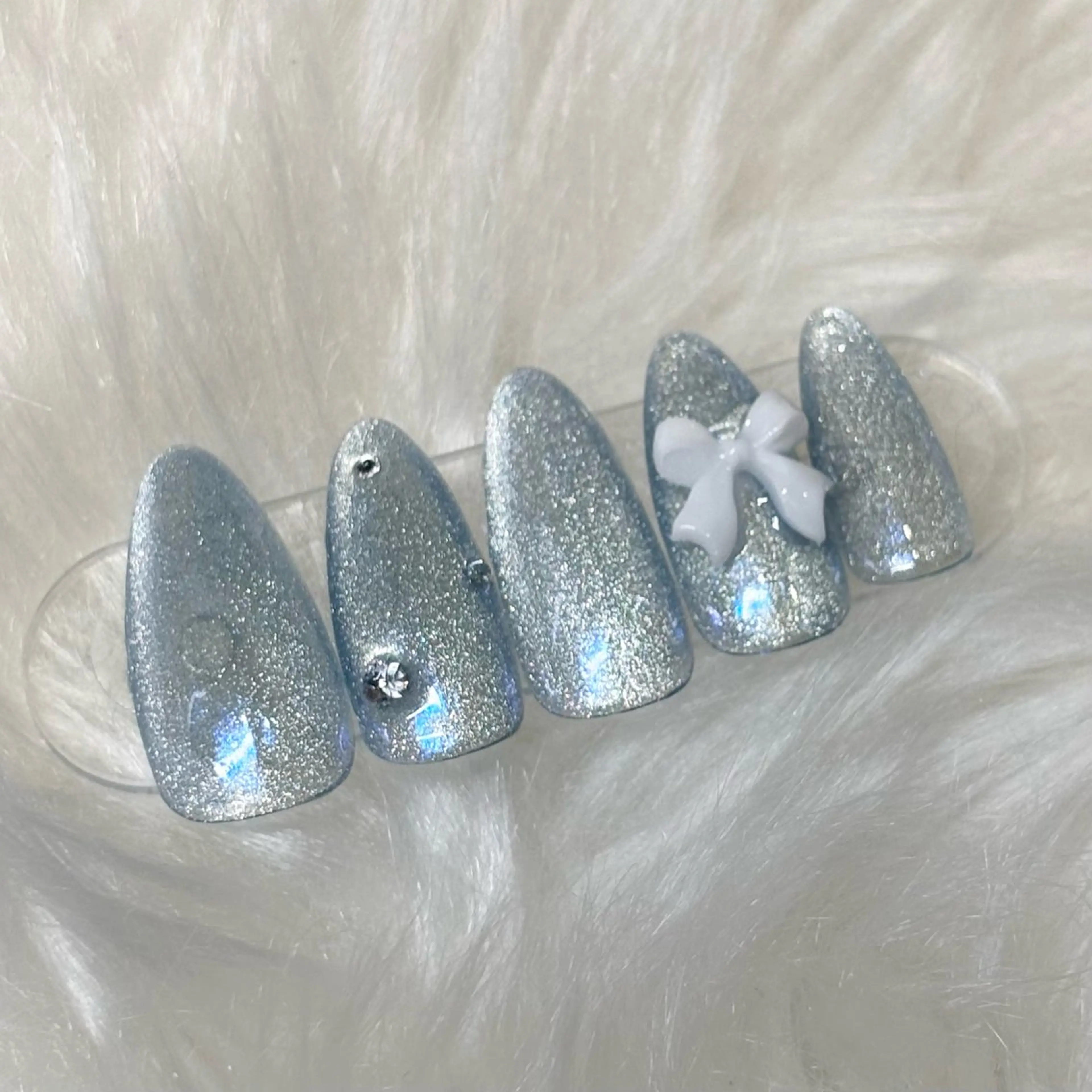 ネイル アートネイル リボン シンプルネイル NIKANail COCOのネイルデザイン