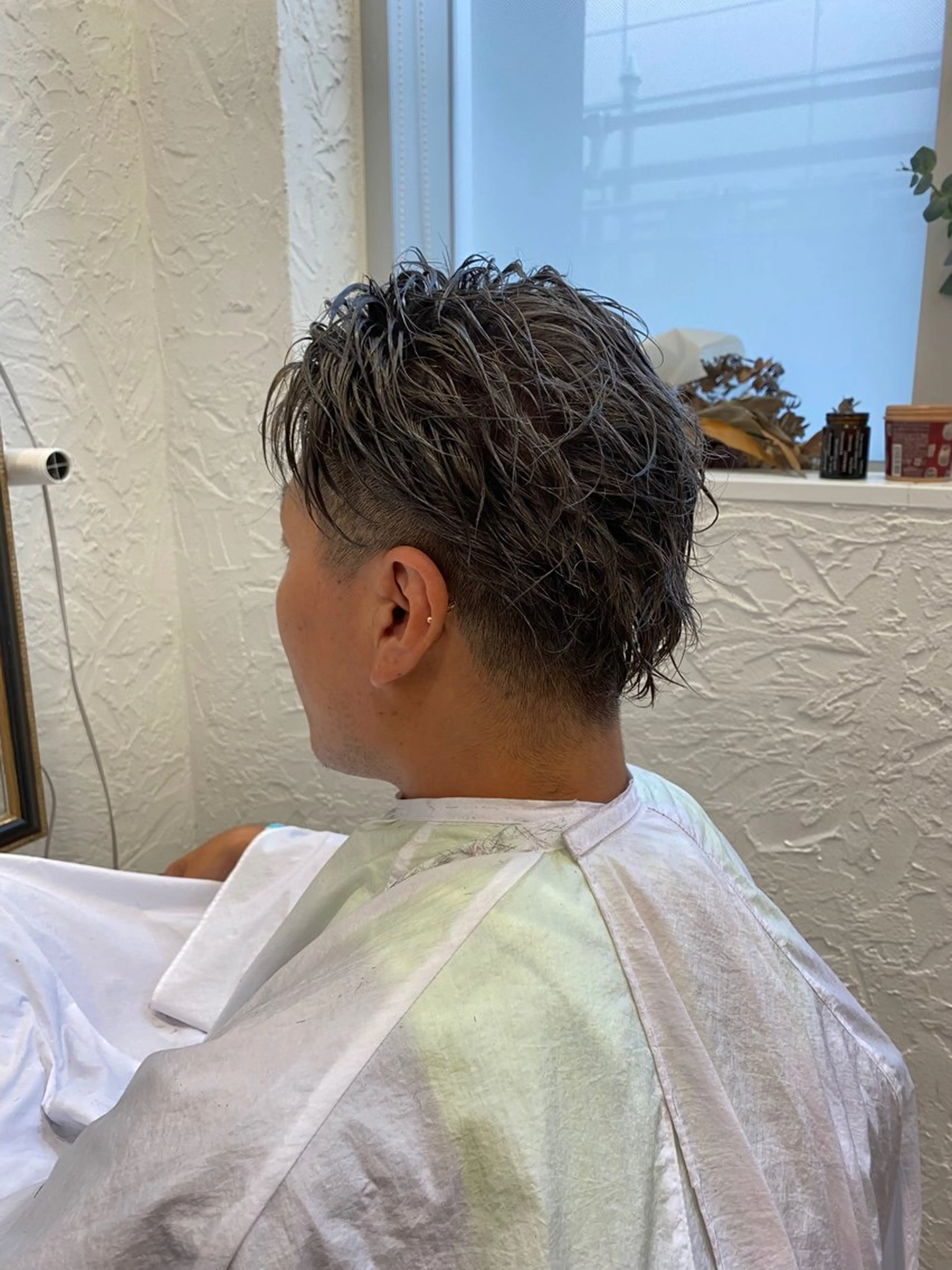 ショート カラー ブリーチ ハイトーンカラー 齋藤 優のヘアスタイル