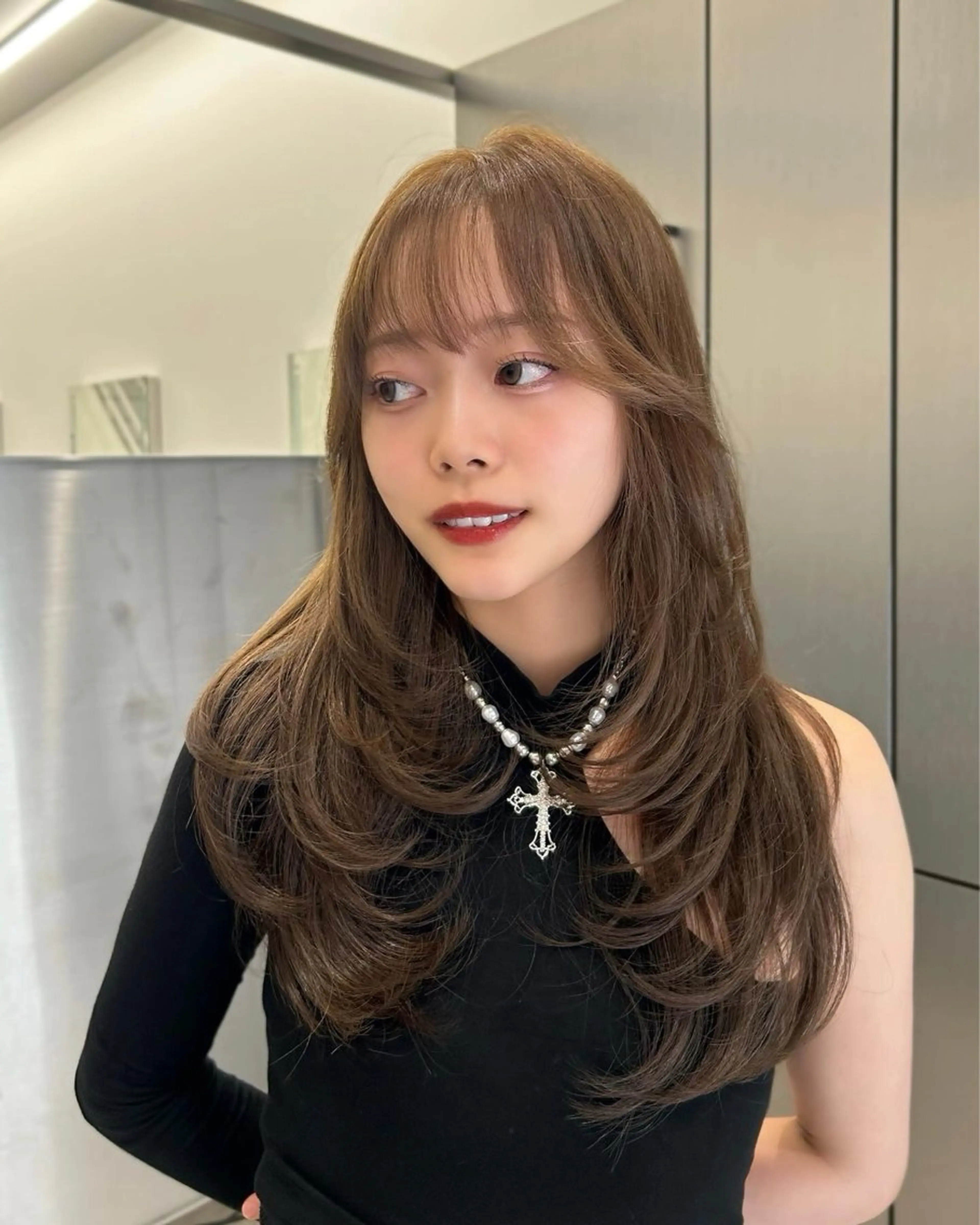 ロング ロングレイヤー 顔まわりレイヤー 顔周りカット レイヤーカット ロング 大人レイヤー/艶髪 🇺🇸TOMONAのヘアスタイル
