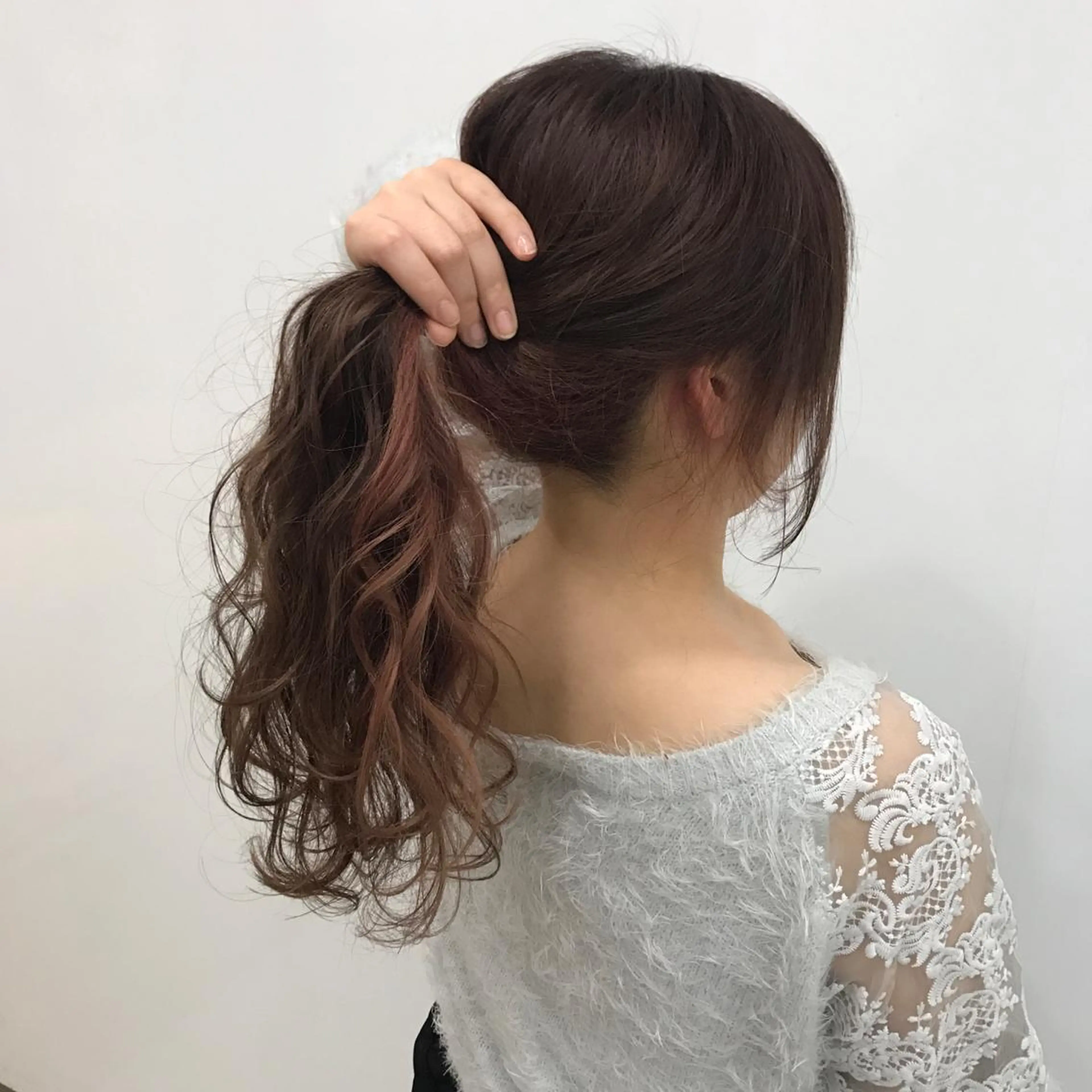 ロング カラー インナーカラー ヘアカラー 佐々木 好乃のヘアスタイル
