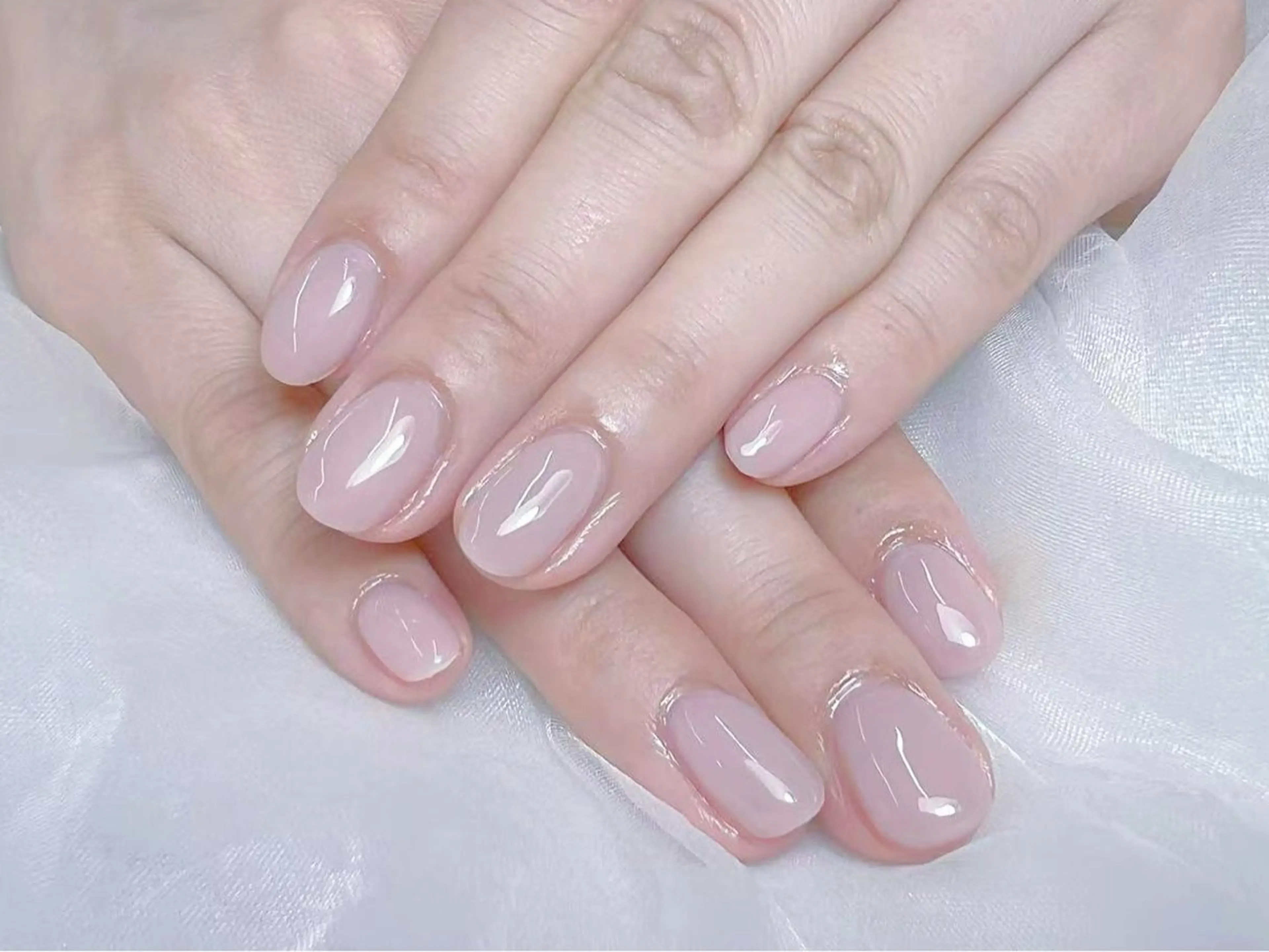ネイル オーロラネイル フレンチネイル グラデーション 韓国ネイル マグネットネイル ハンドネイル NOA NAILのネイルデザイン