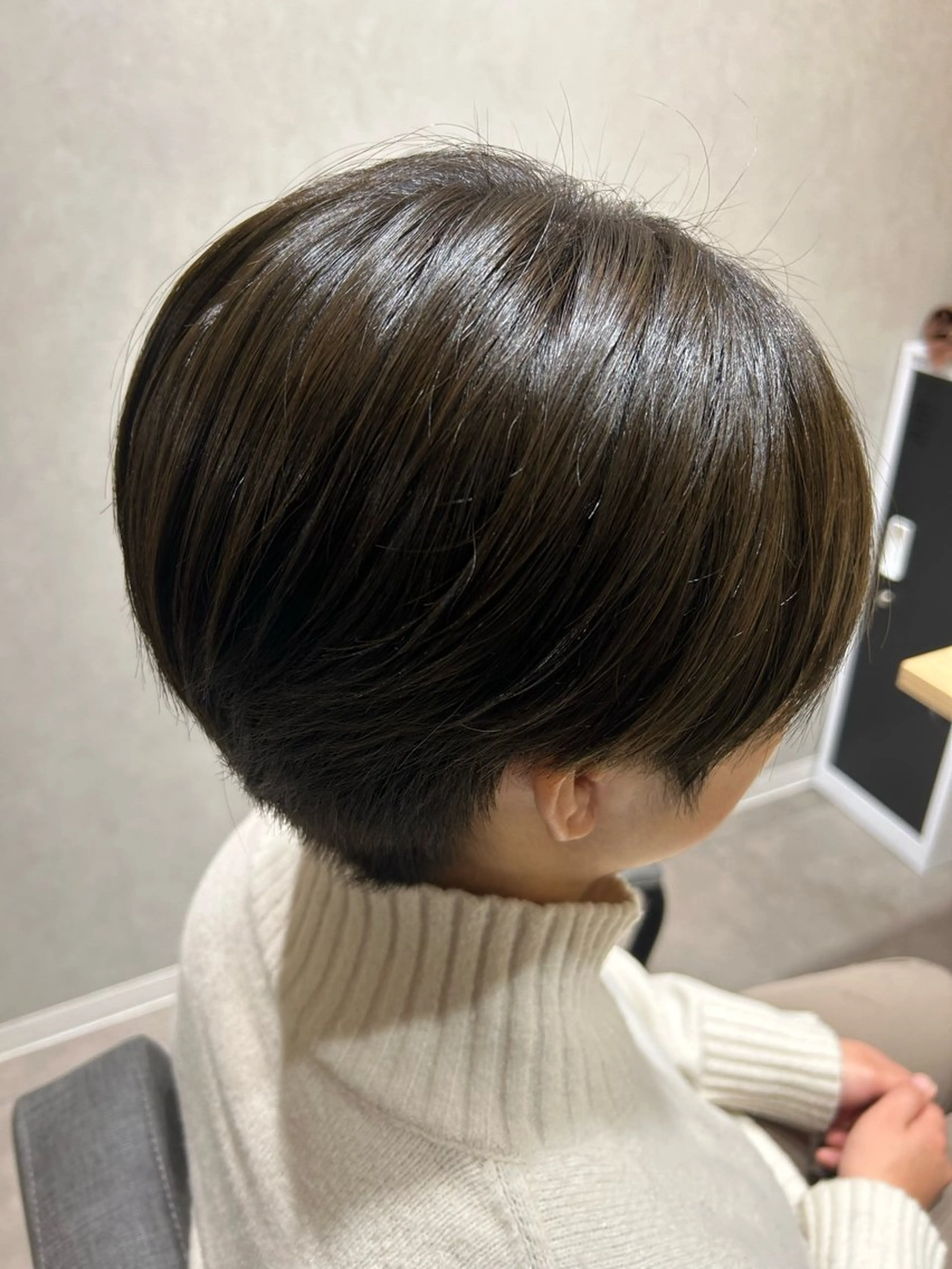 ショート カット ヘアカラー VIE.ORNER 土気🍀小岩井樹のヘアスタイル