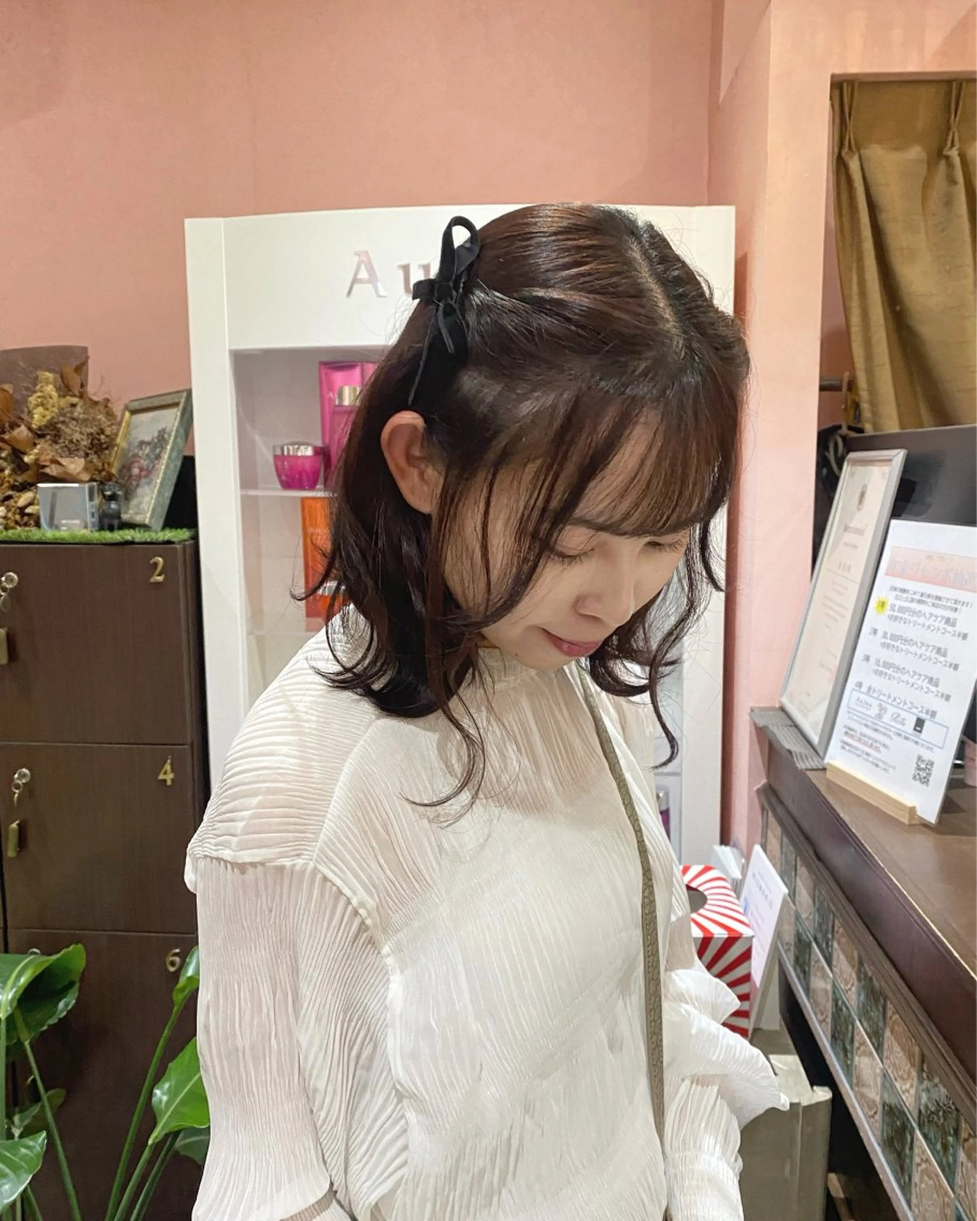 ミディアム カラー ヘアアレンジ ブラウンカラー ピンクカラー ピンクブラウン 海音 心斎橋美容室のヘアスタイル