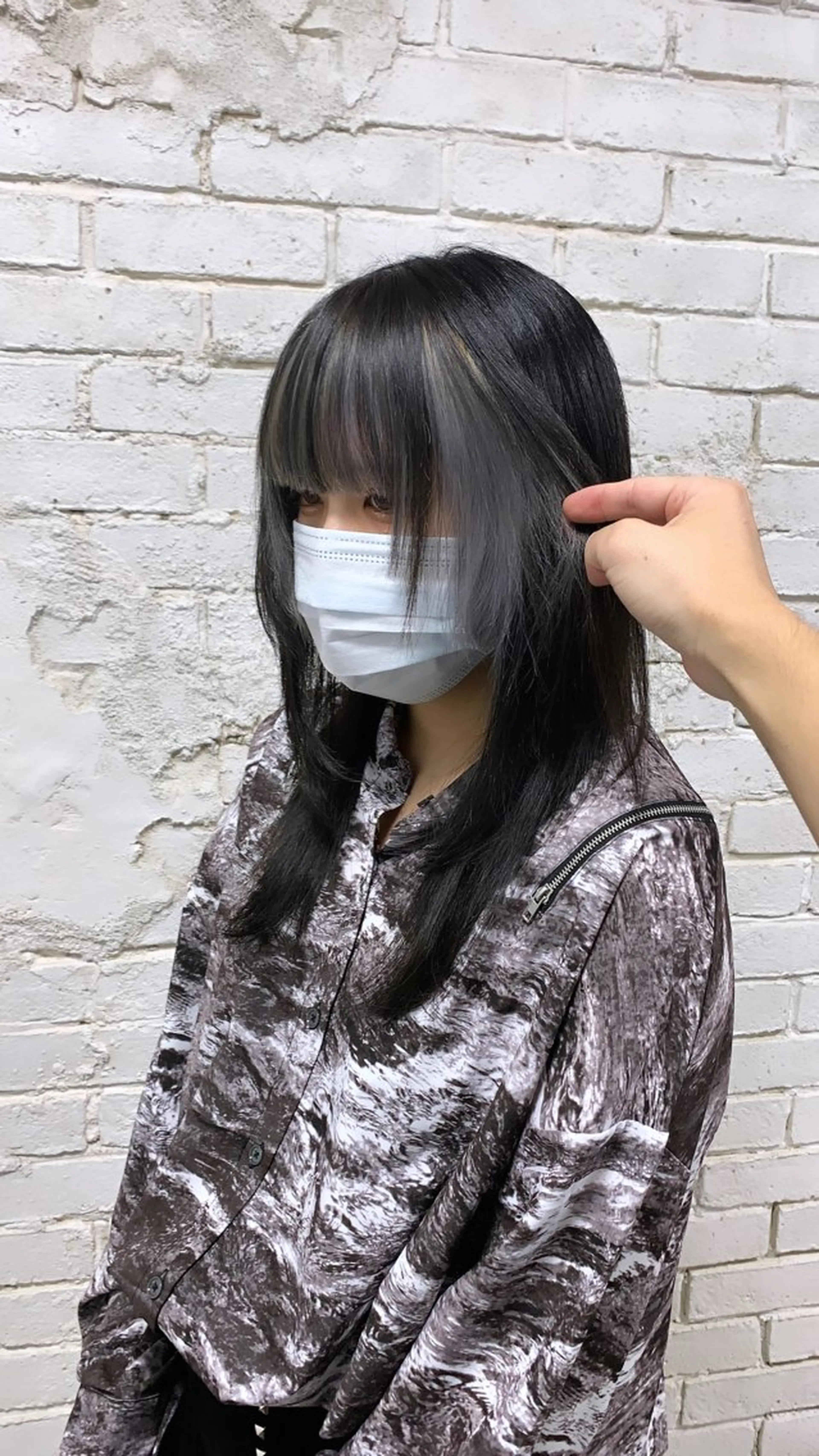 セミロング 派手髪支持率No1 Eisukeのヘアスタイル