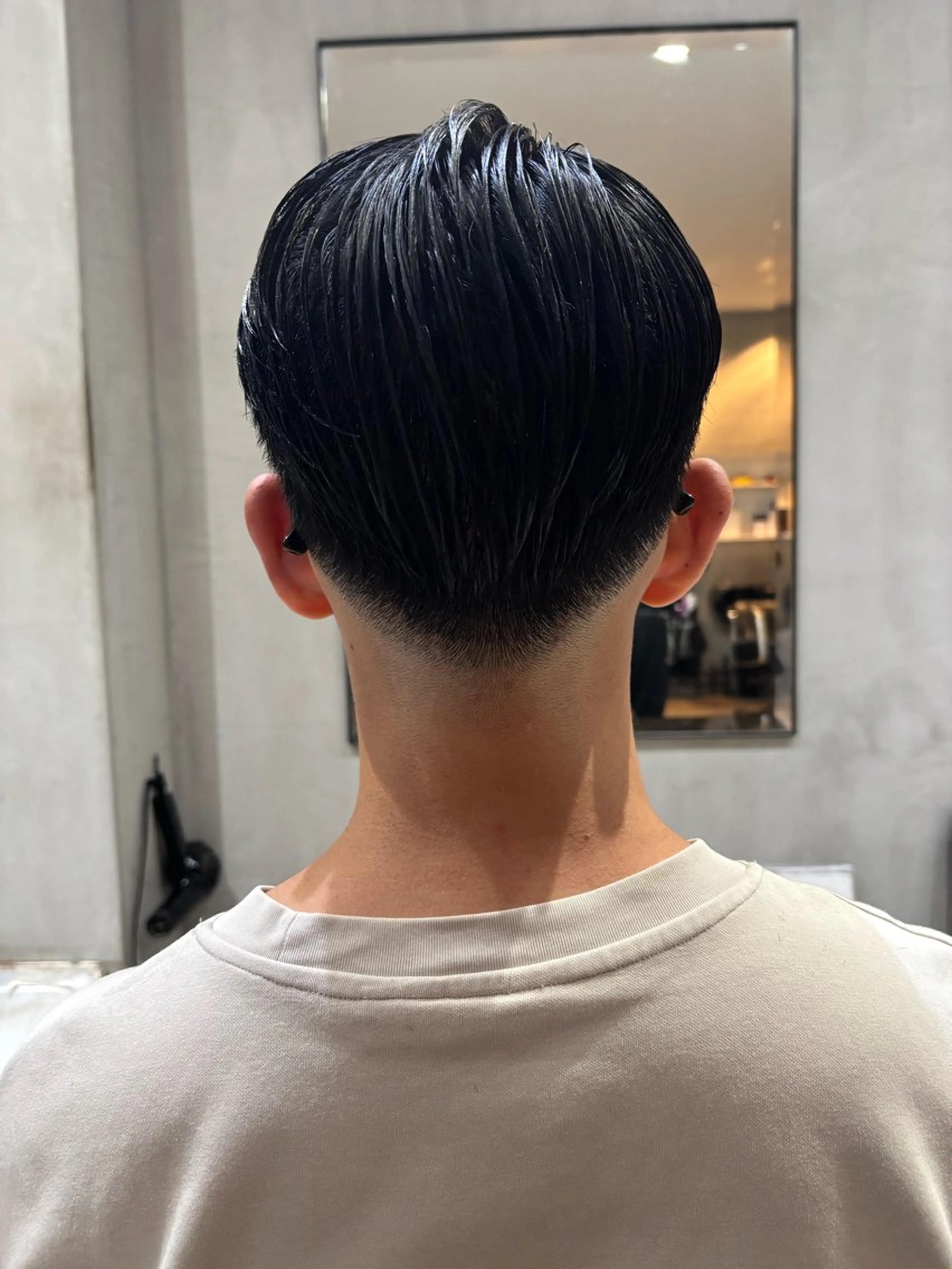 ショート メンズ センターパート フェードカット 刈り上げ ショートヘア ツーブロック刈り上げ Harunaのヘアスタイル