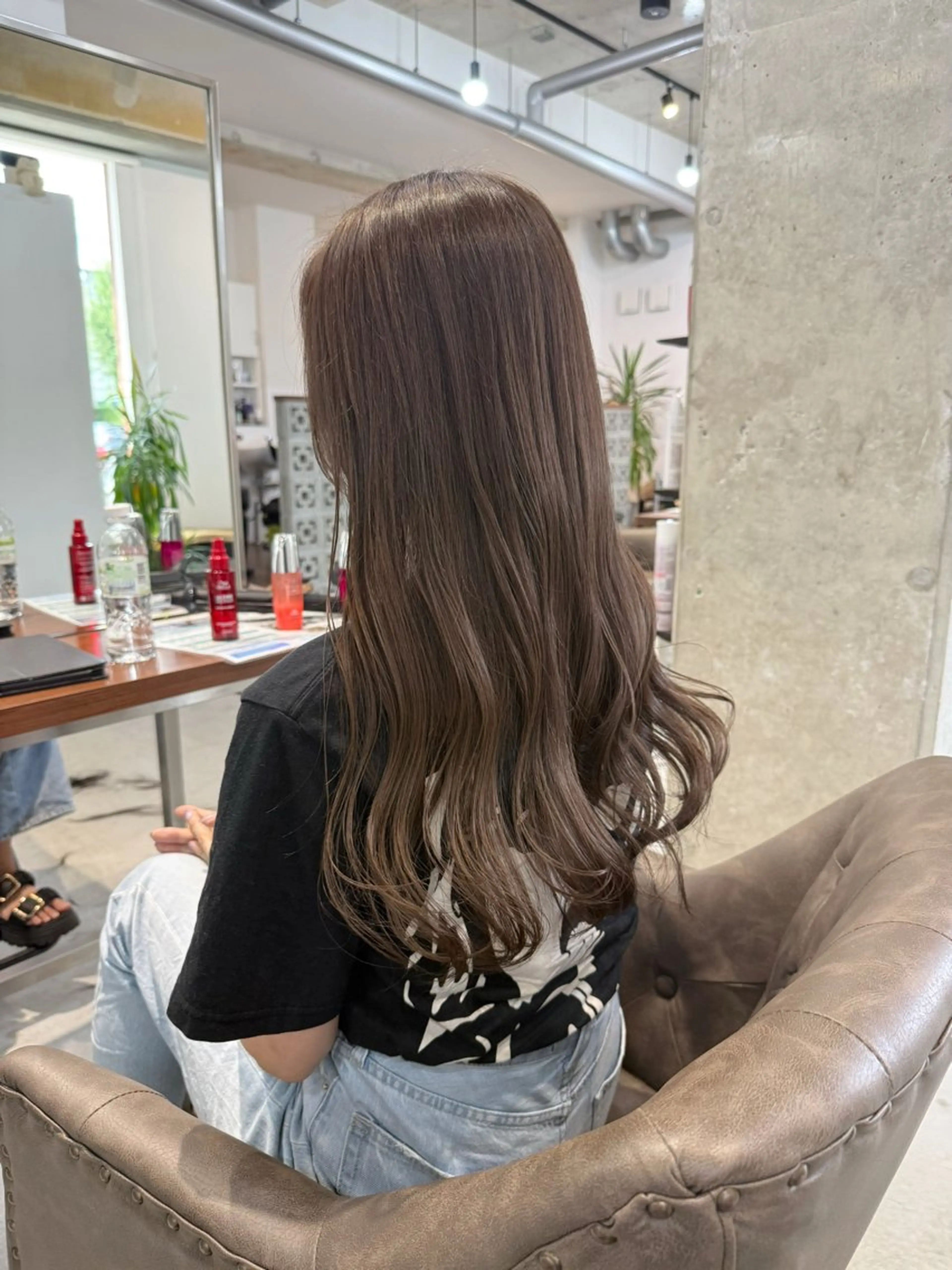 ロング カラー ブラウンカラー 透明感カラー カット ヘアカラー トリートメント カイリ /レイヤーカットのヘアスタイル