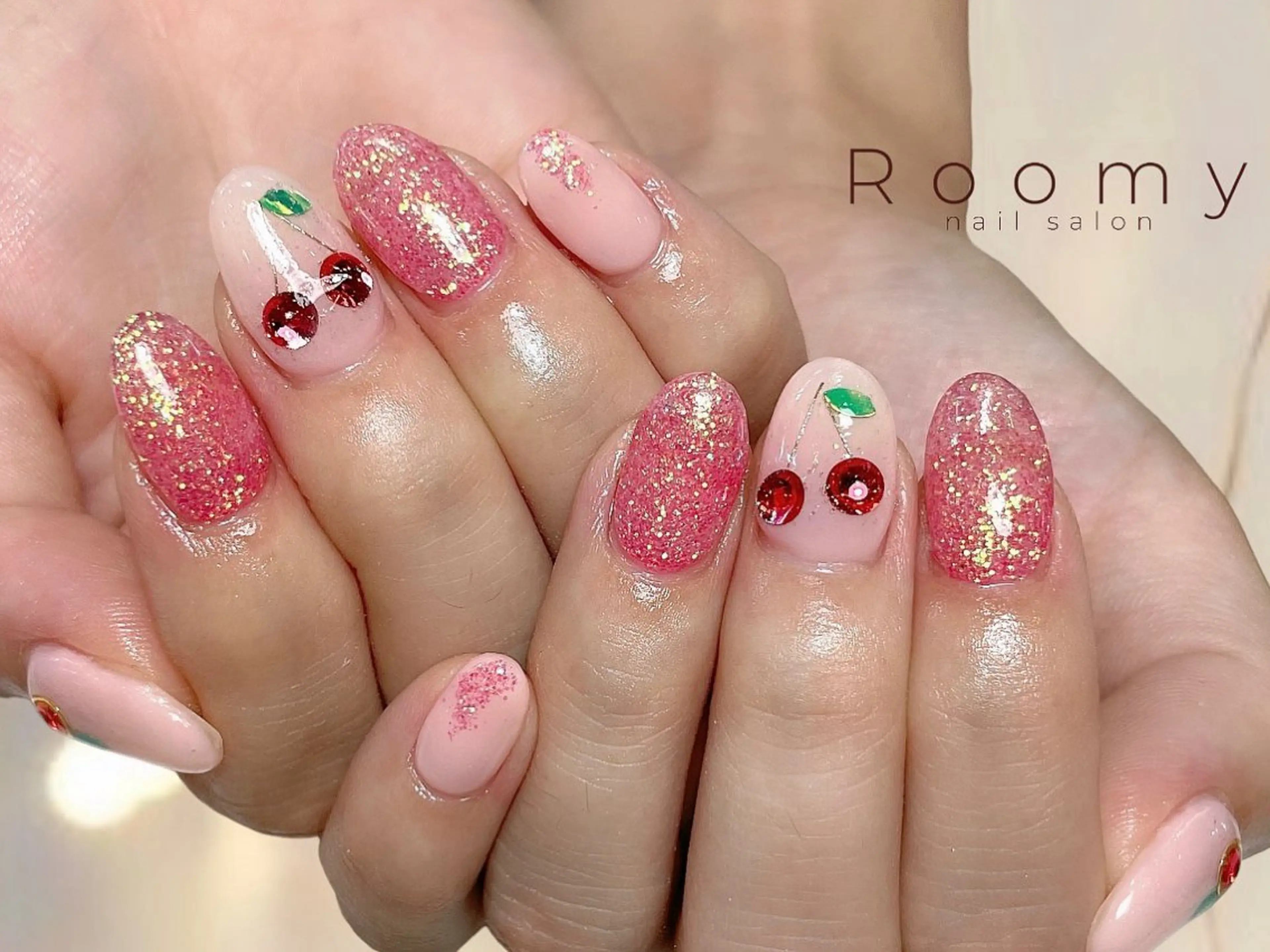 ネイル フットネイル ジェルネイル マグネットネイル パラジェル ハンドネイル nail salon Roomy 竹ノ塚所属・nail salon Roomy 竹ノ塚のネイルデザイン