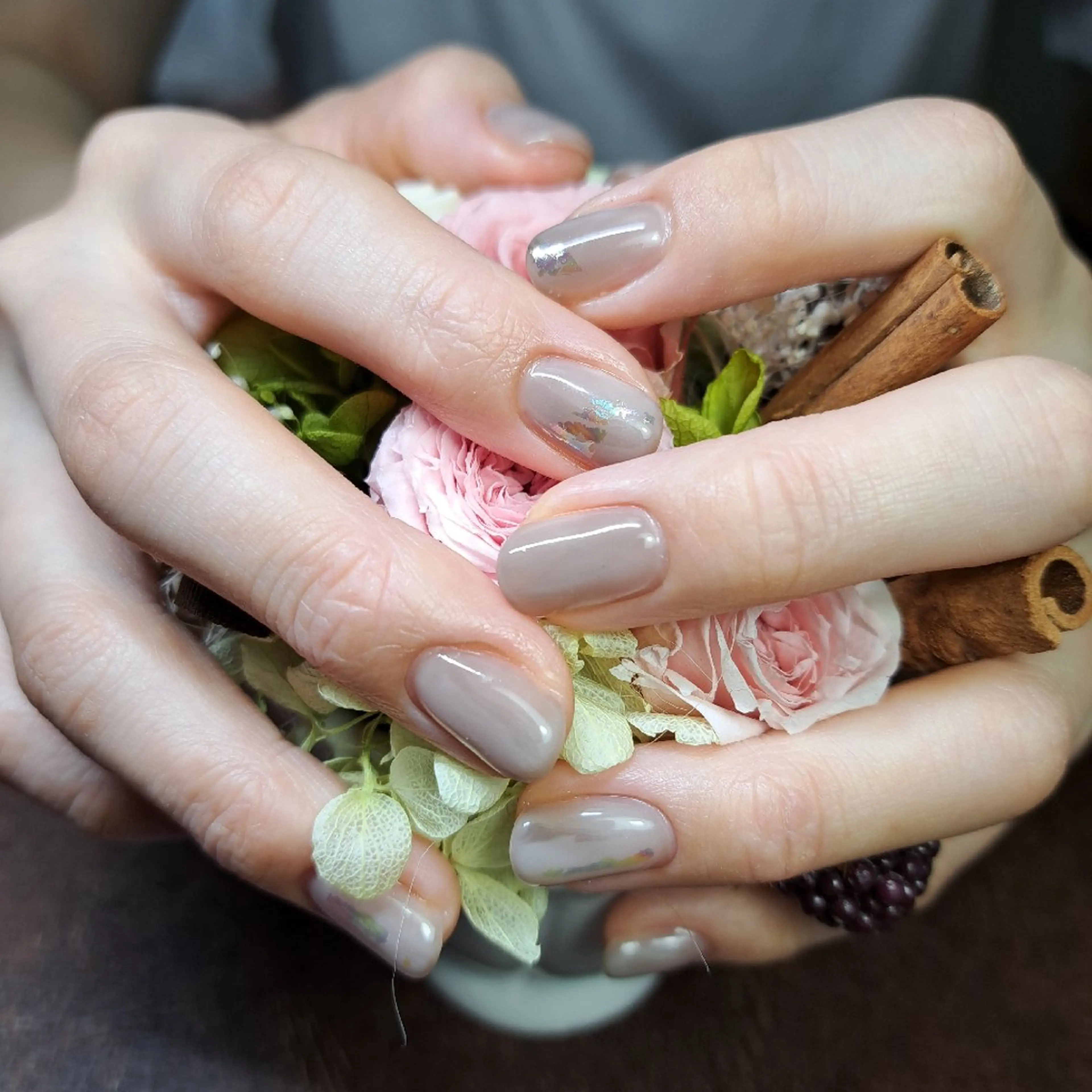 ネイル シンプルネイル HAYASHI  Nのネイルデザイン