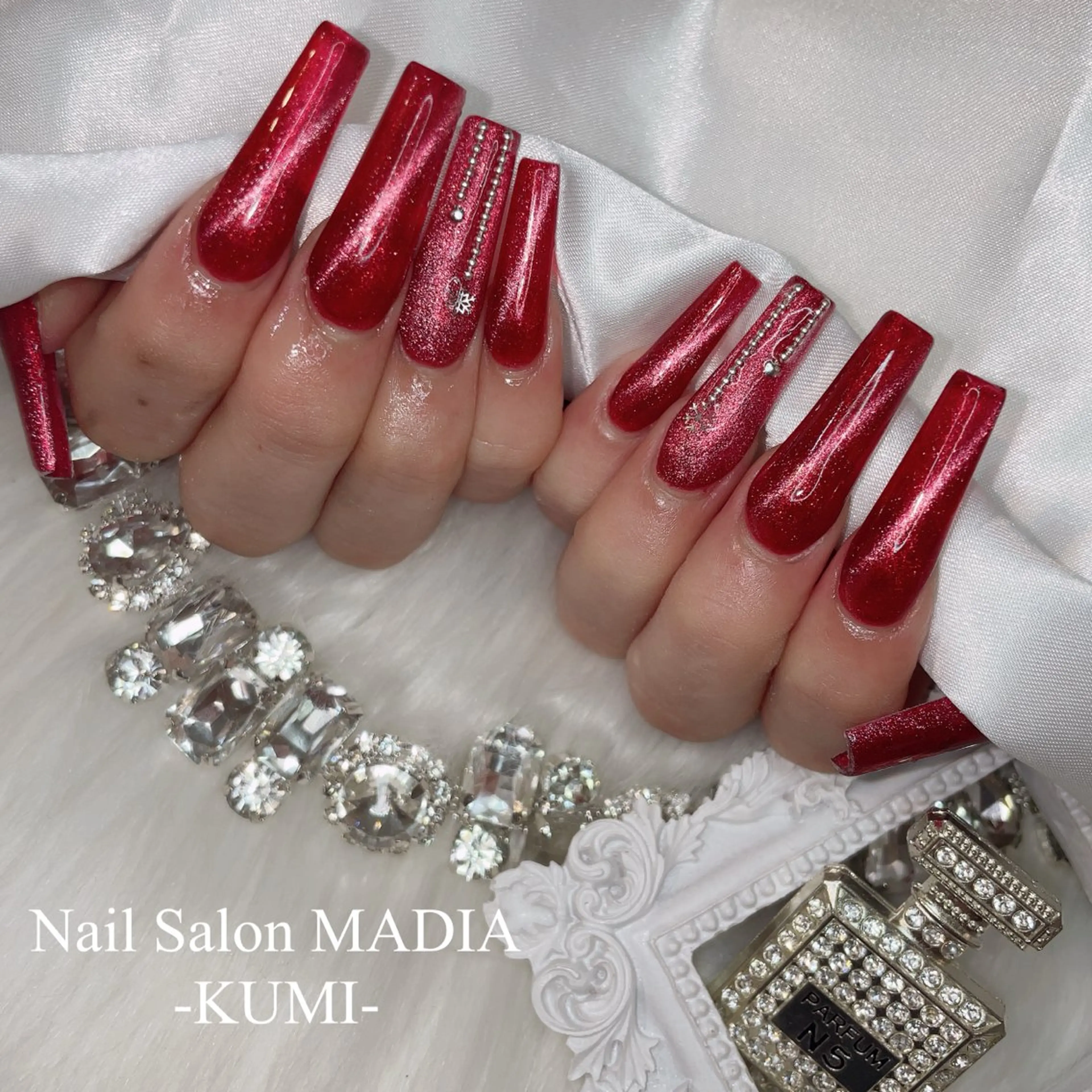 ネイル MADIA川崎所属・KUMI💛 MADIAのネイルデザイン