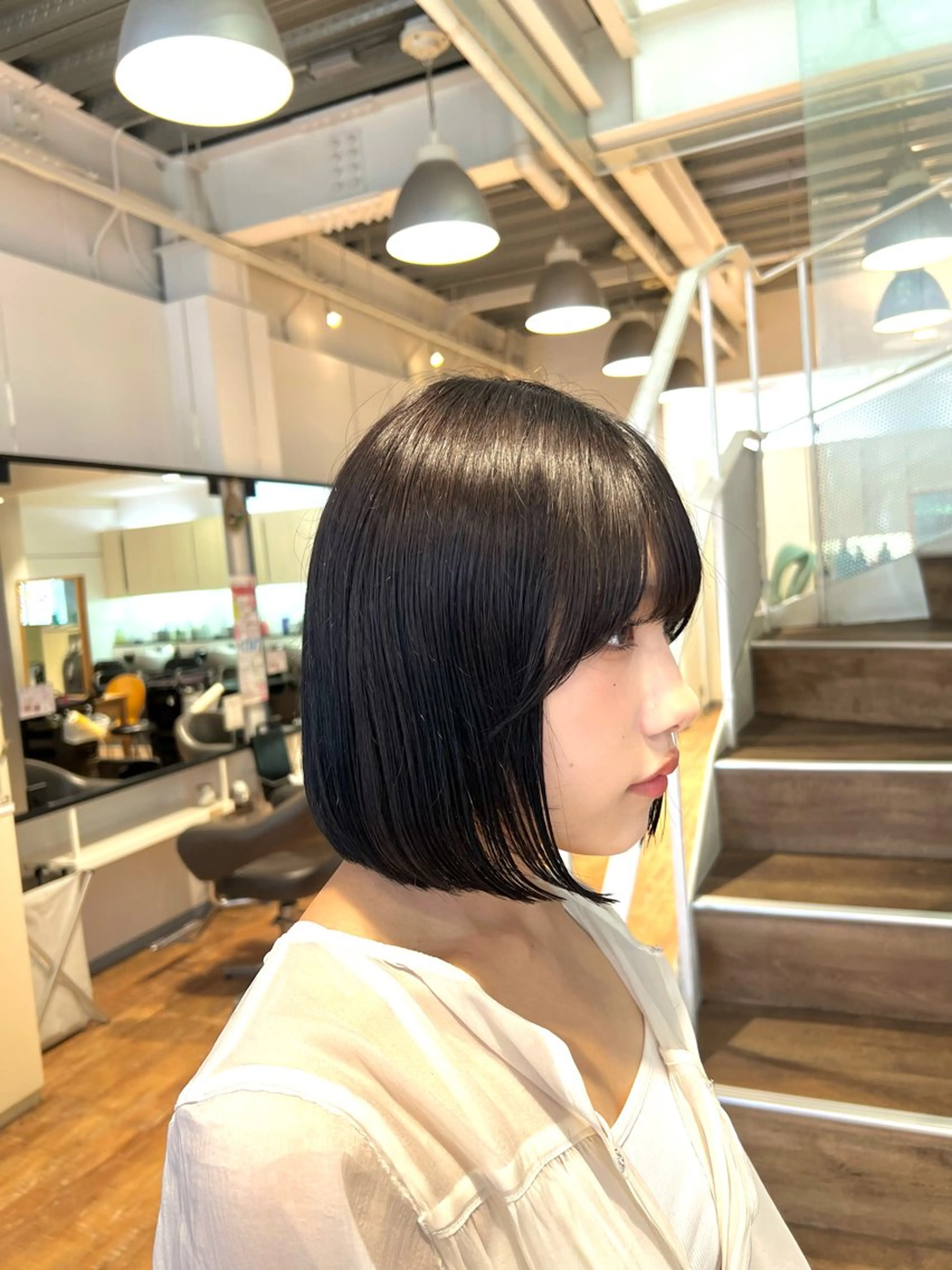 ミディアム ボブ カット ヘアカラー トリートメント インナーカラー♡ Nanakoのヘアスタイル