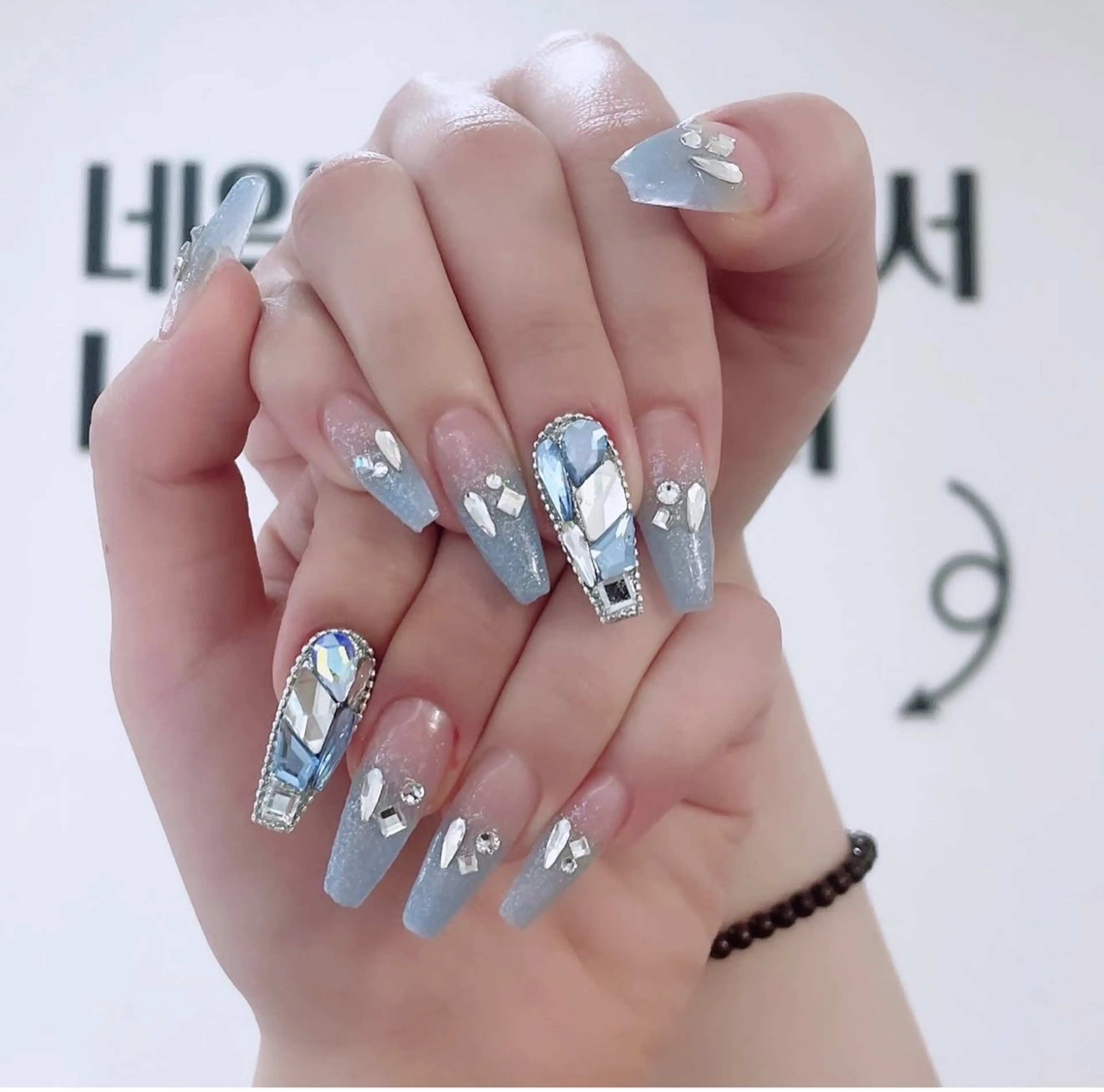 ネイル アートネイル ジェルネイル ネイルチップ ハンドネイル Rin Rin TA Nailのネイルデザイン