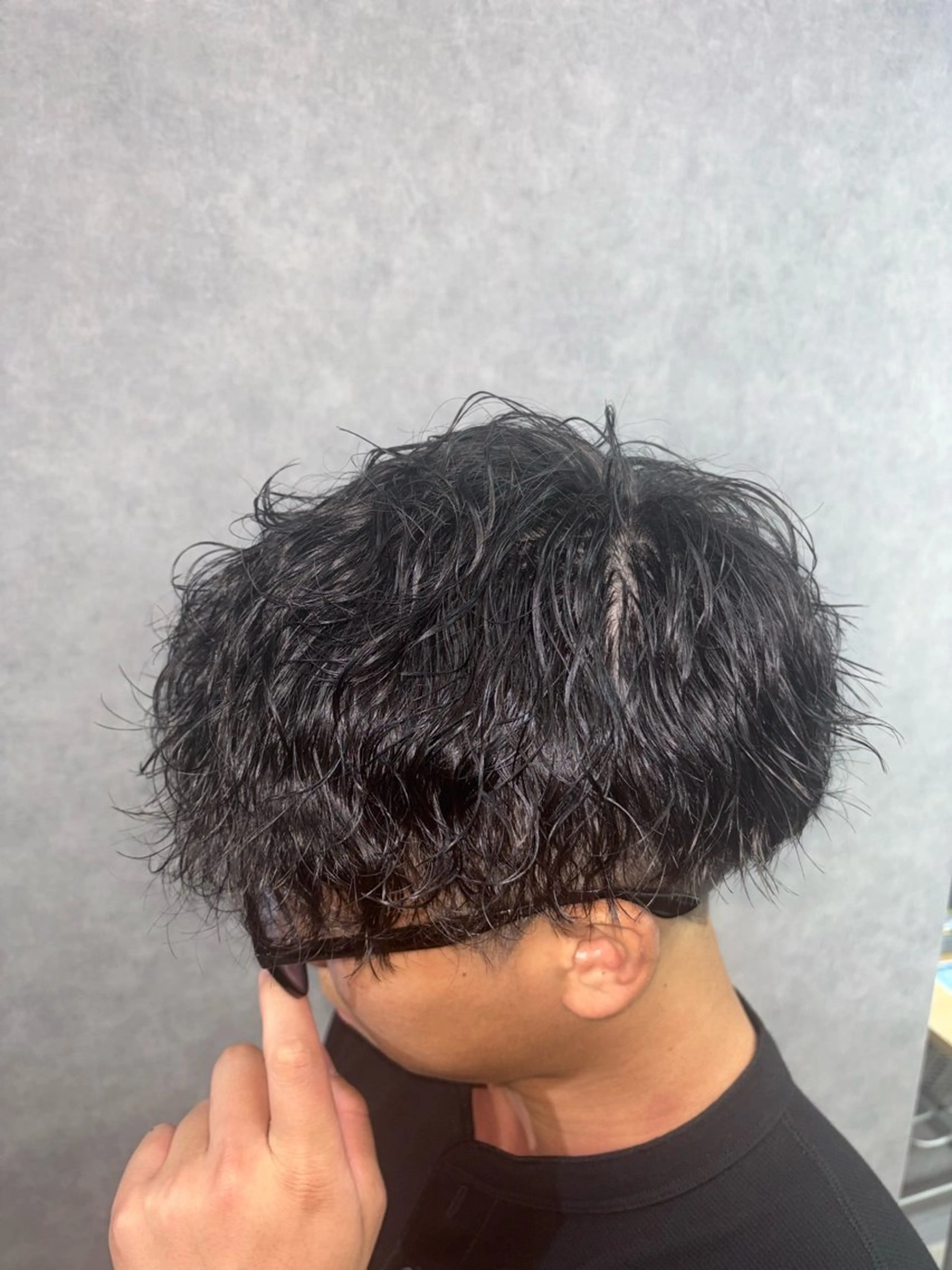 メンズカット+ツイストスパイラルor波巻きパーマ+超音波トリートメントの写真