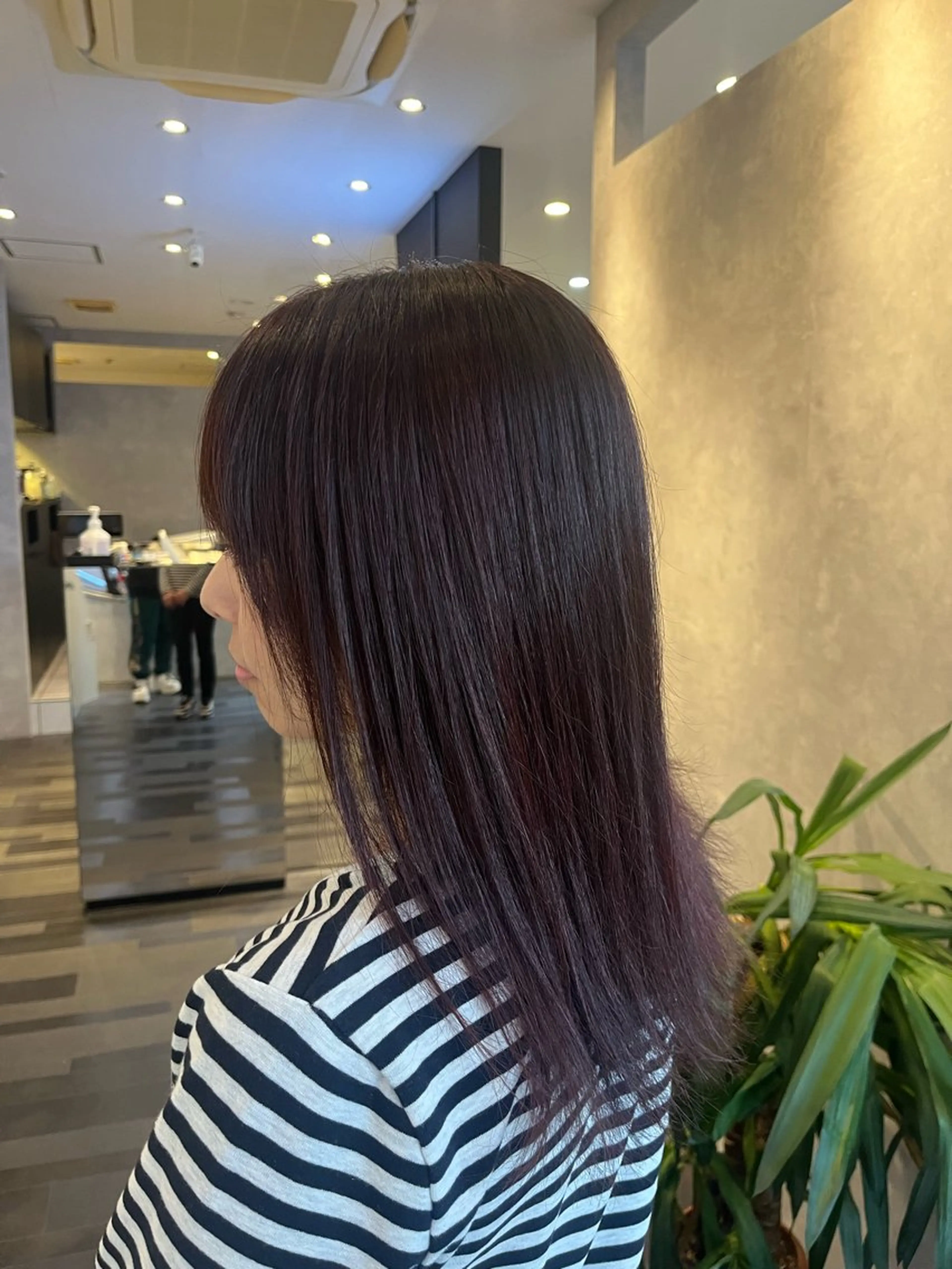 カラー トメちゃん 💜🇭🇰のヘアスタイル