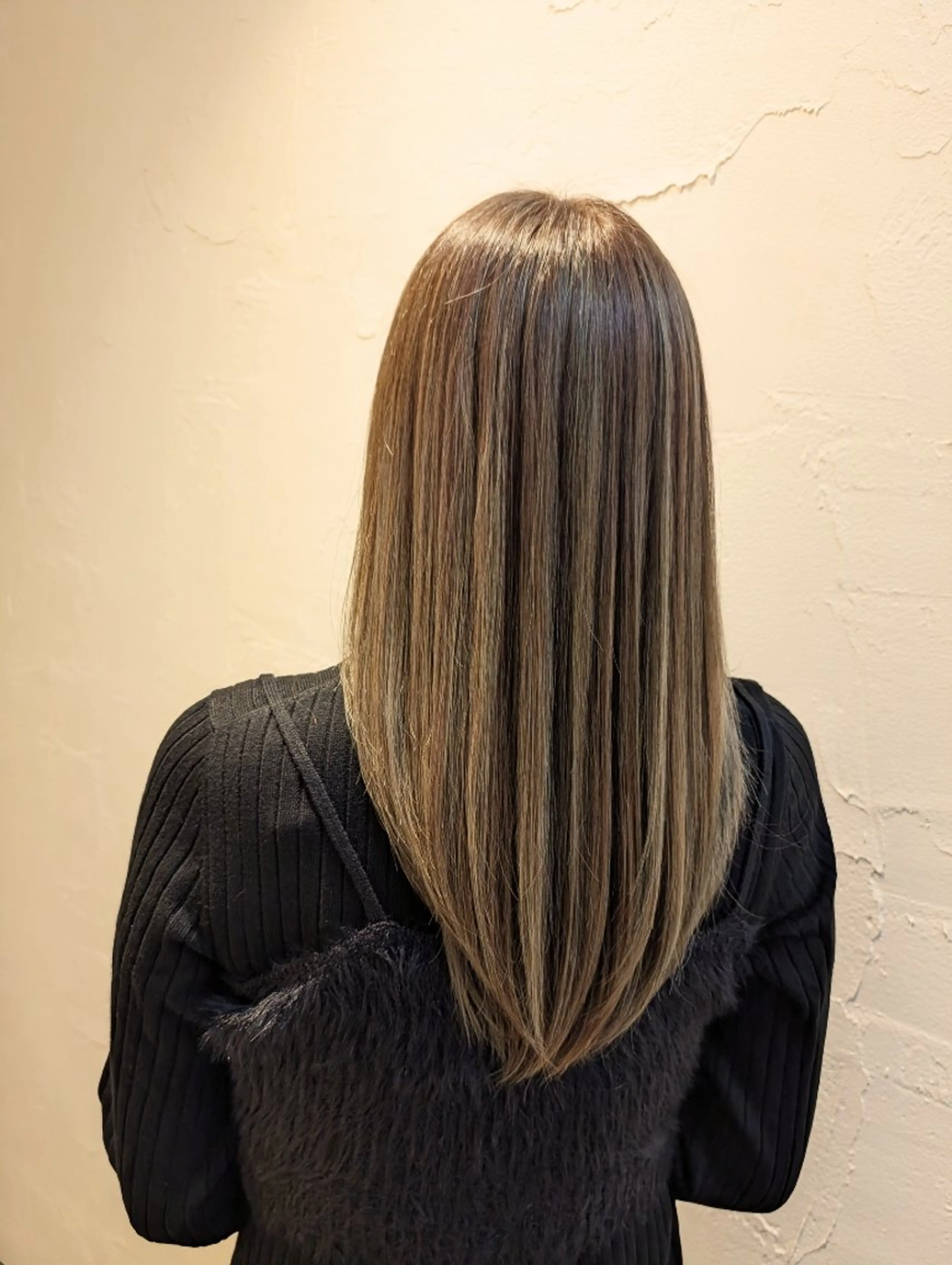 カラー 吉田 彩のヘアスタイル