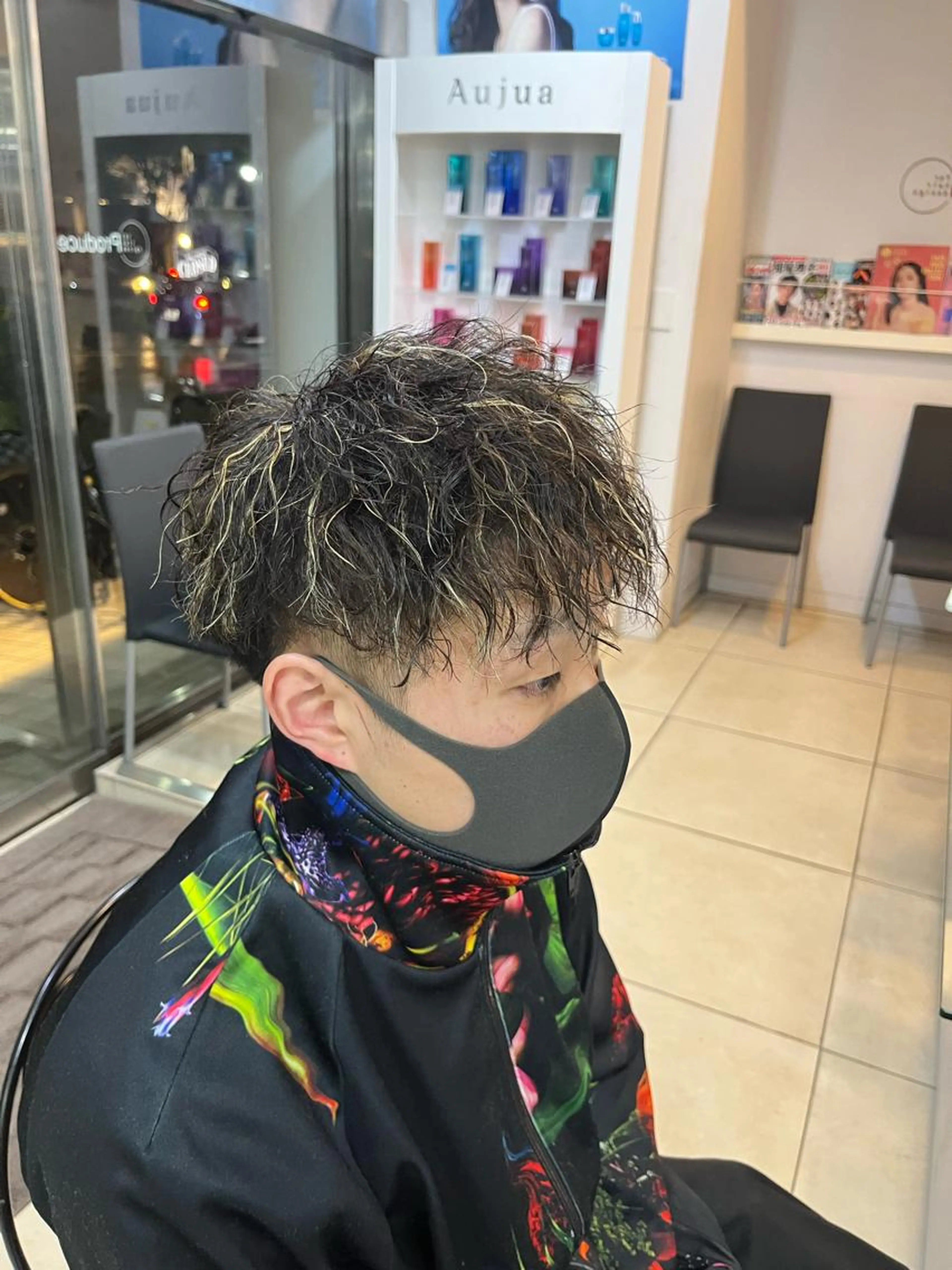 【ご来店4回目のお客様限定🔥バチバチに仕上げます🔥】スタイル・骨格に合ったメンズカット+パーマ+ハイライト😎の写真