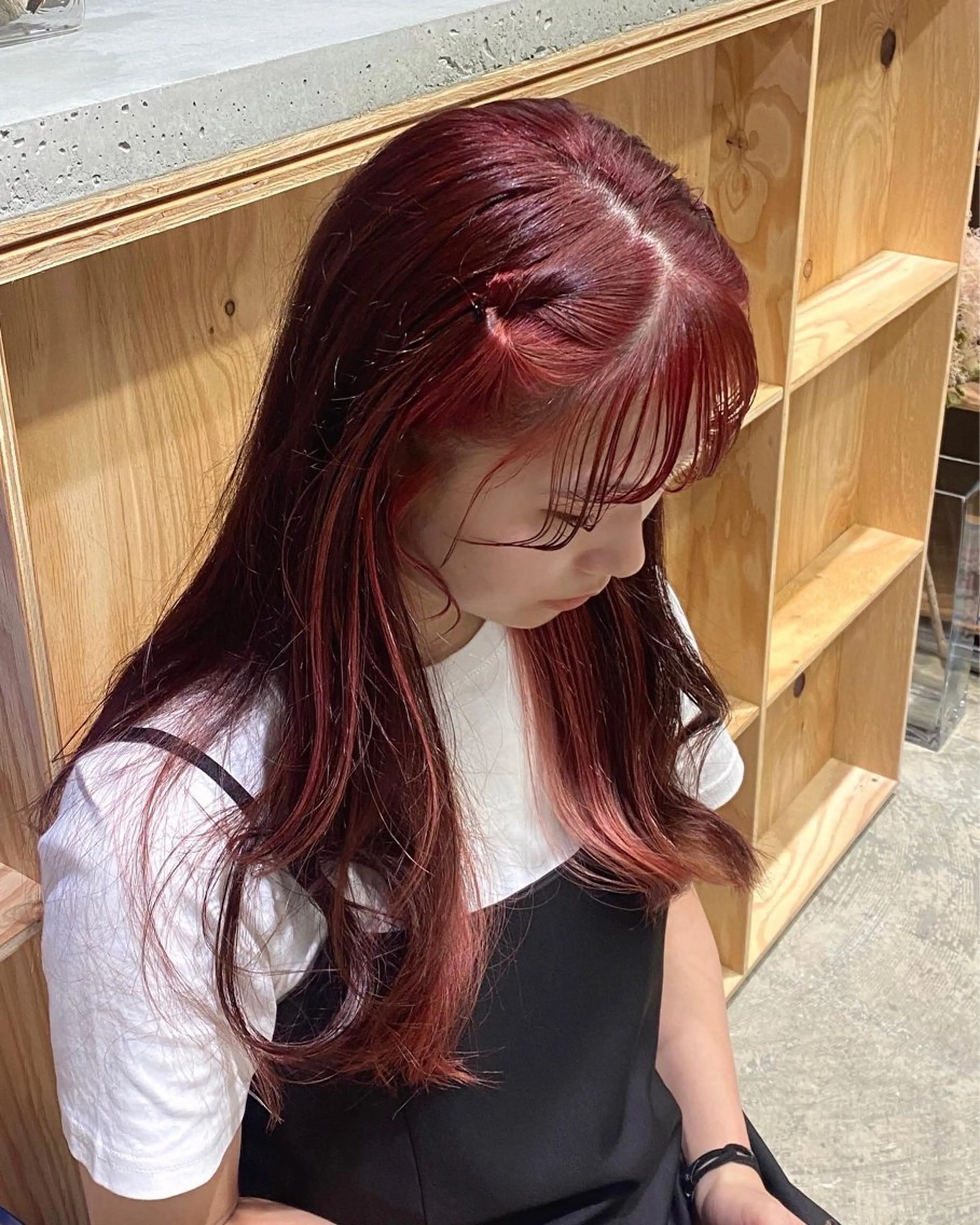 ロング カラー ブリーチ インナーカラー ブリーチなしカラー ume所属・LILi リリのヘアスタイル