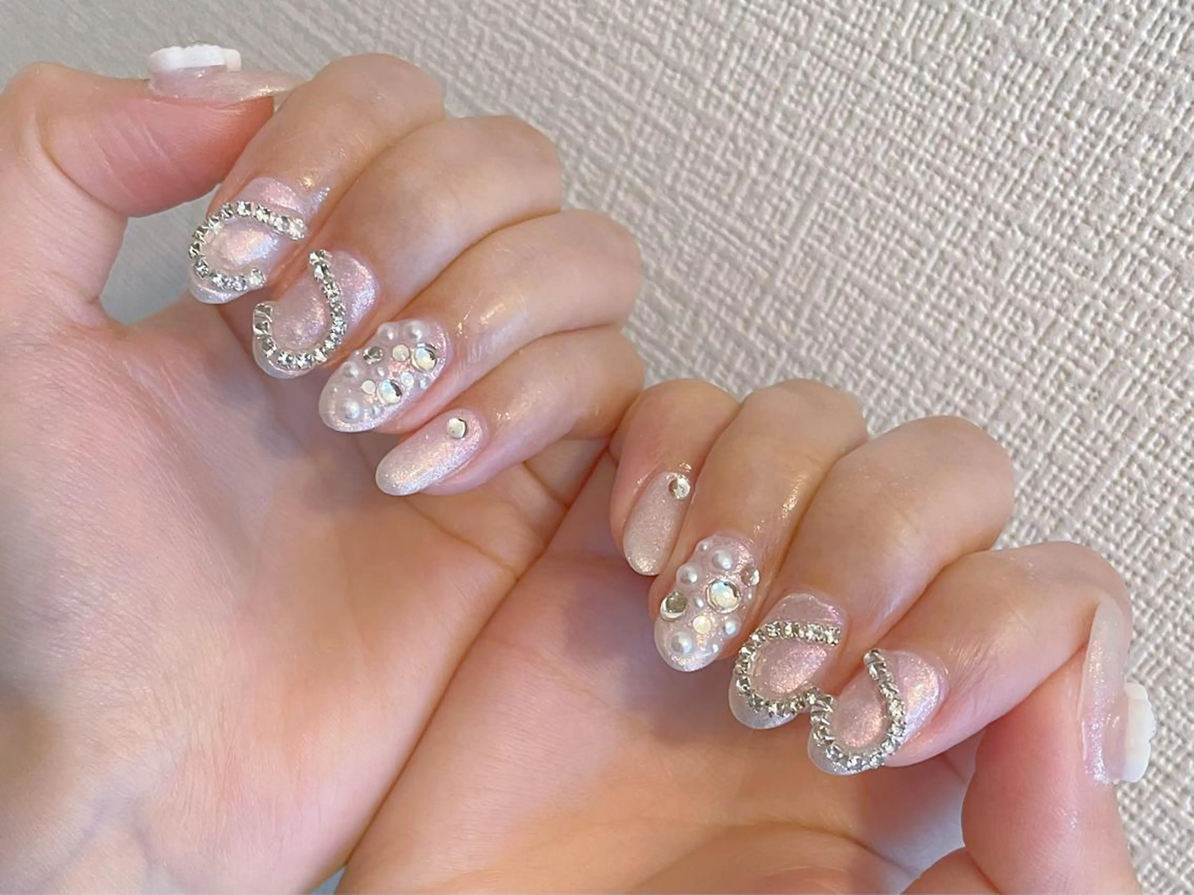 ネイル アニマル柄 アートネイル フラワーネイル ミラーネイル ニュアンスネイル Nina's nailのネイルデザイン