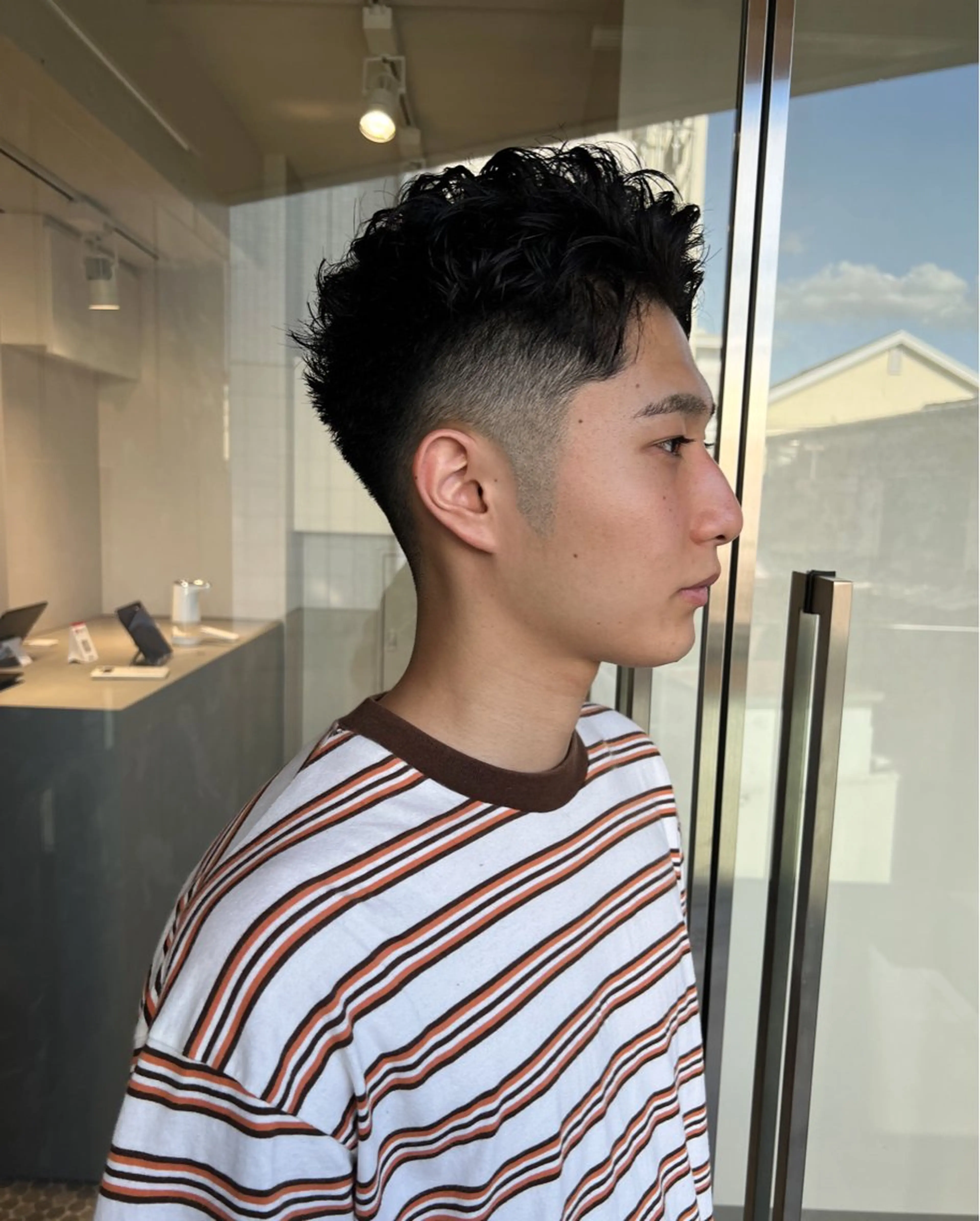 ショート メンズ フェードカット カット ヘッドスパ 樋野 亮のヘアスタイル