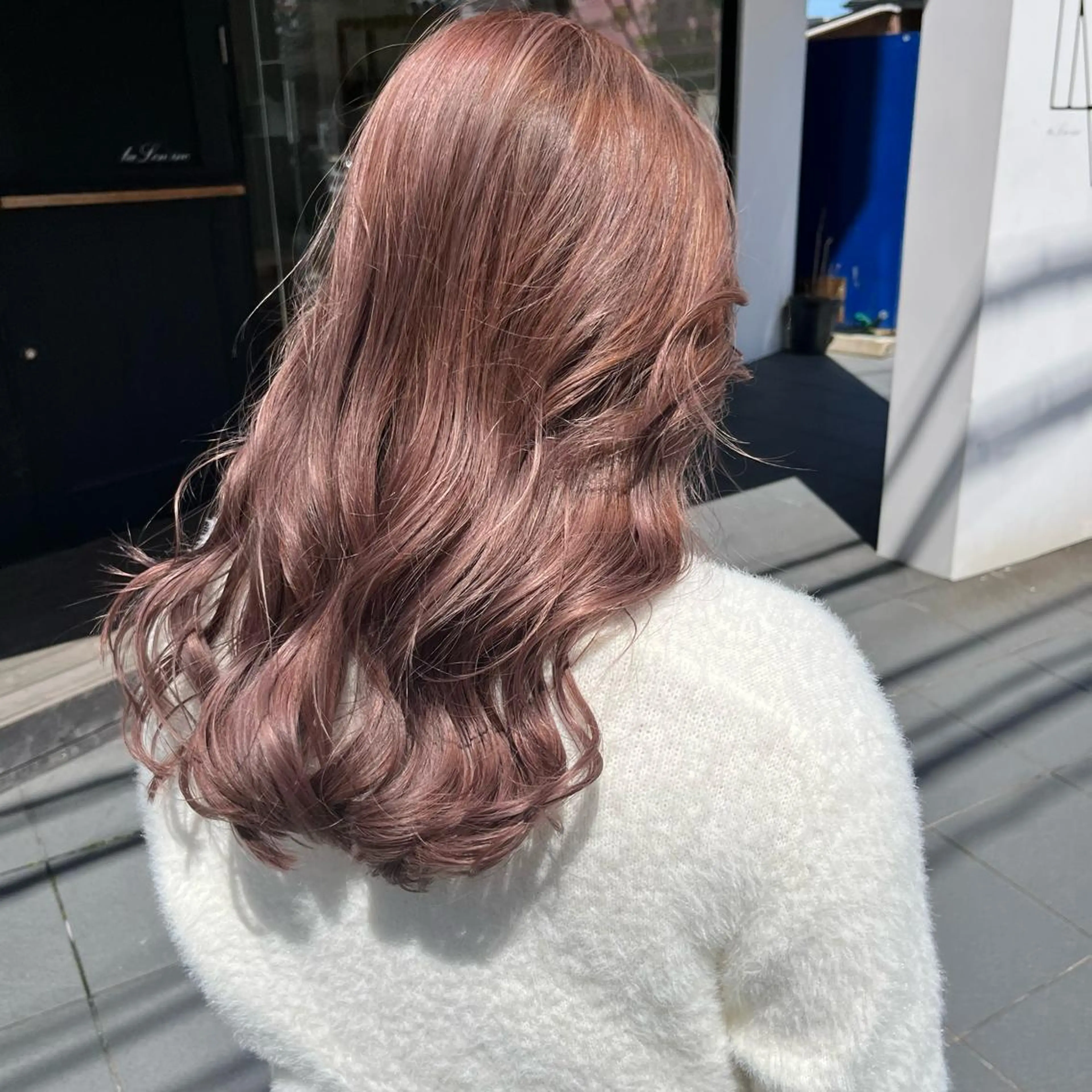 ロング アッシュ 外国人風カラー ハイライト 髪質改善 韓国風ヘア カット ヘアカラー トリートメント hoNua. 栄/透明感カラーのヘアスタイル