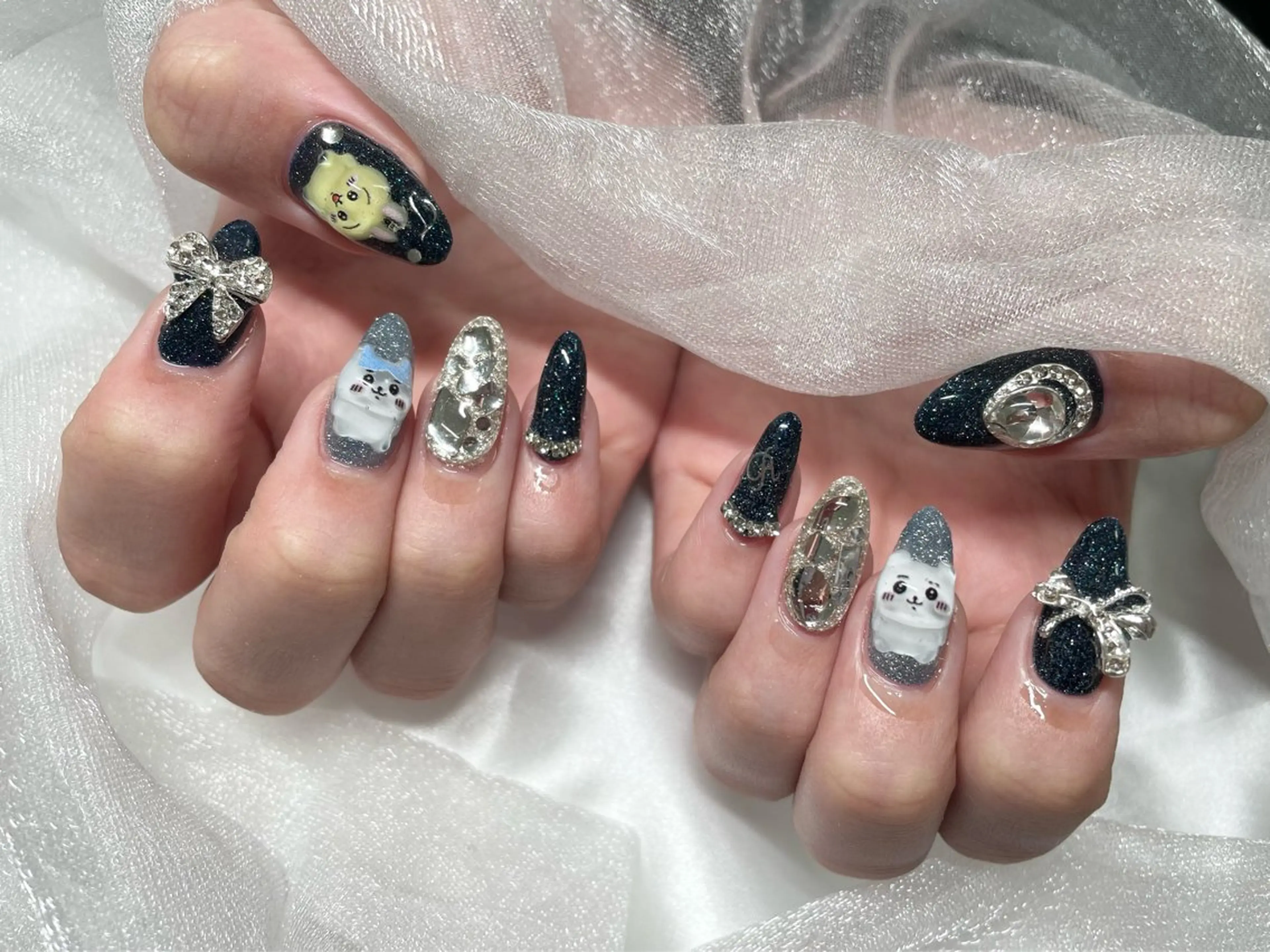 ネイル ハンドネイル Roi〈ロワ〉 Minakoのネイルデザイン