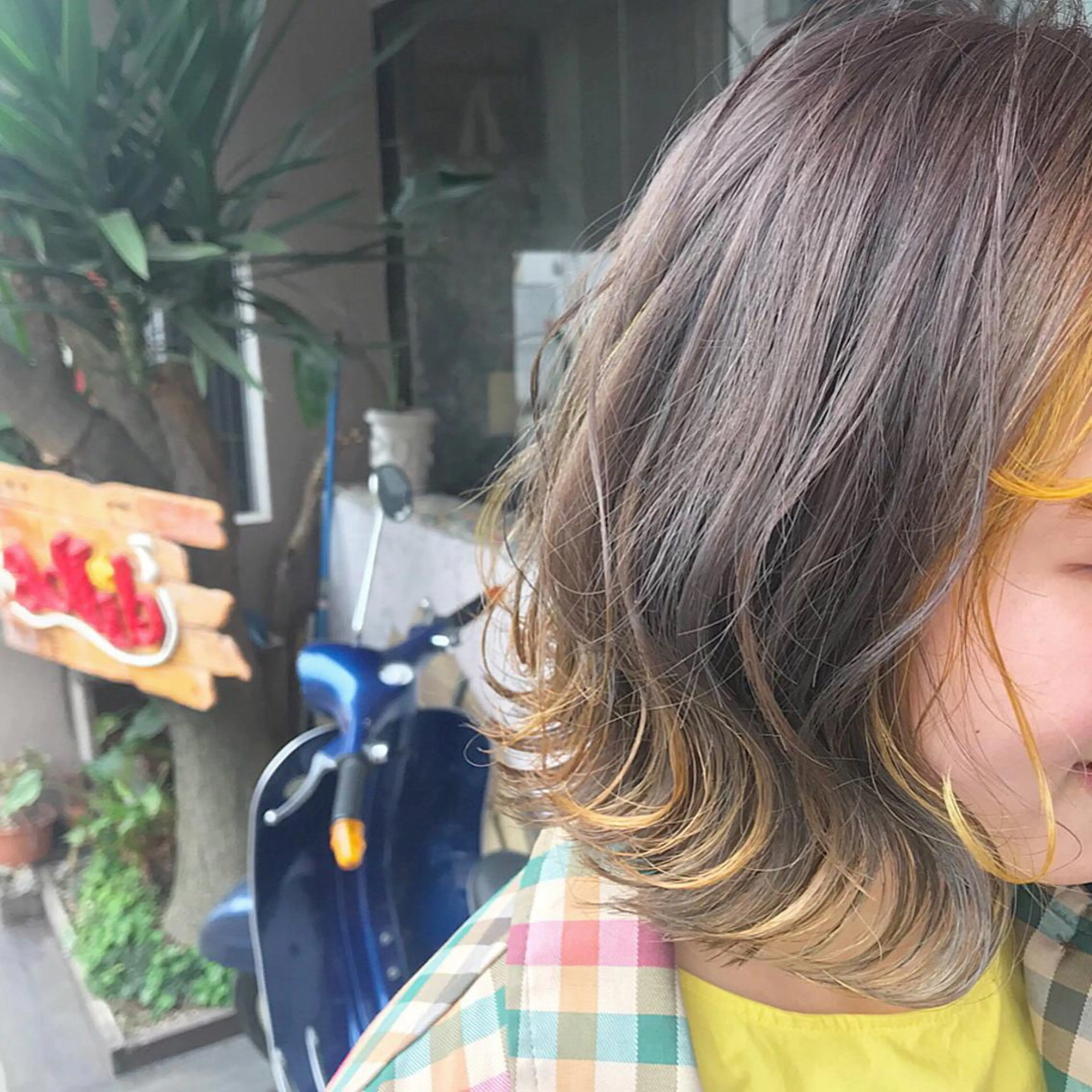 ショート ヘアカラー 玉木 育実のヘアスタイル