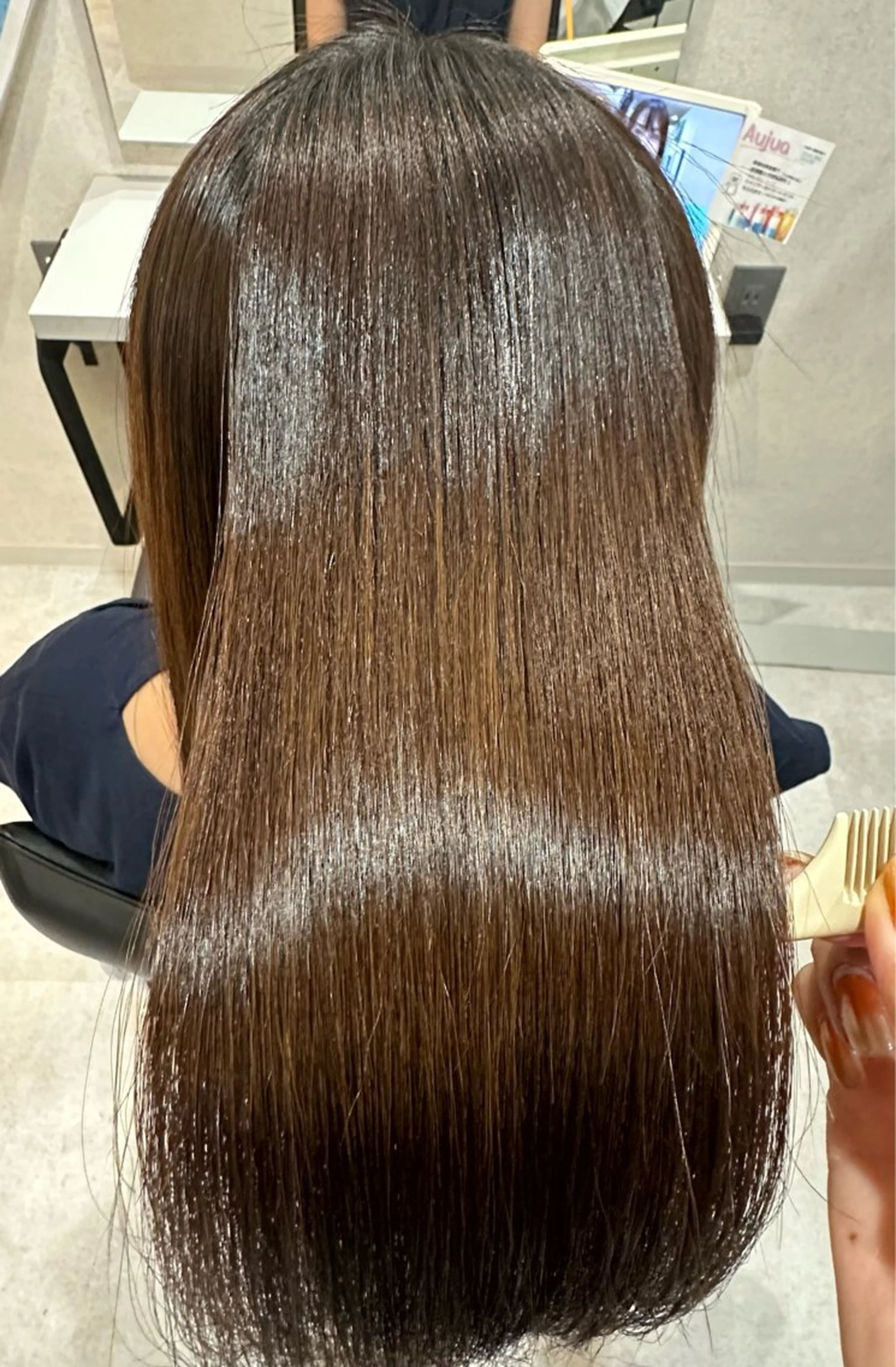 セミロング パーマ カット 縮毛矯正 韓国風🫧髪質改善 Bonheur辻結凪のヘアスタイル