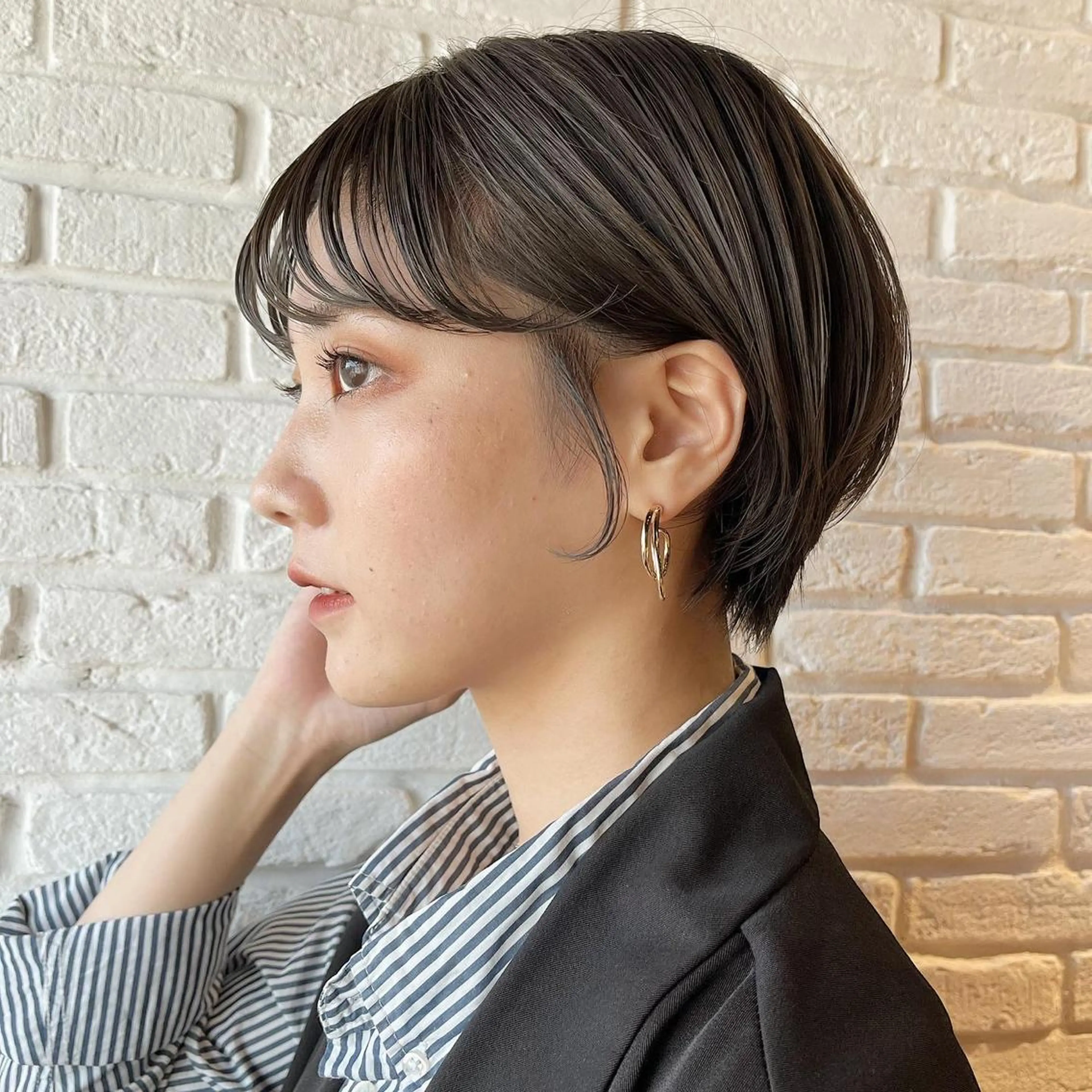 ショート カラー 透明感カラー グレージュ 🌱ボブ/レイヤー/ ベージュ/あやみ✨のヘアスタイル