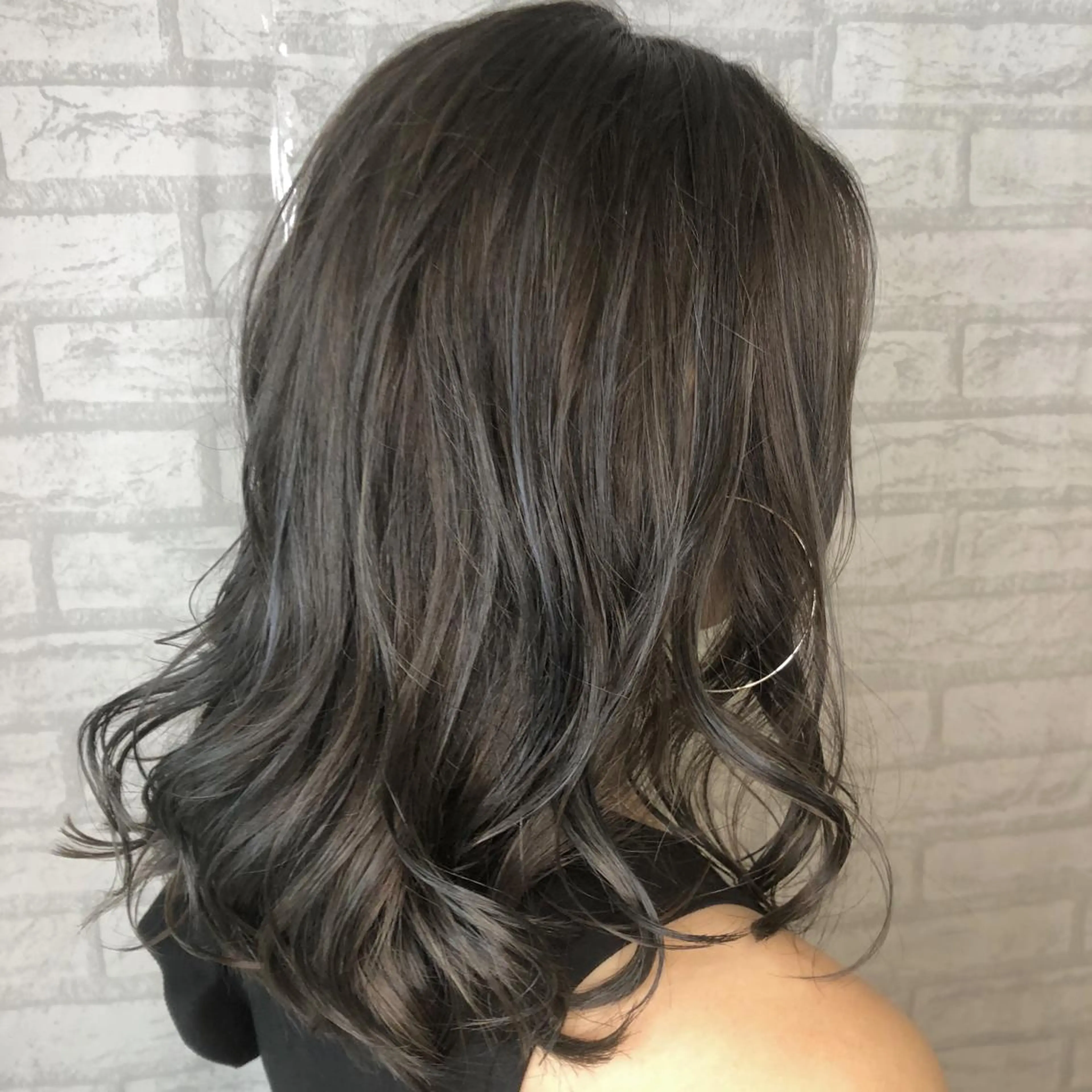 セミロング カラー アディクシーカラー アッシュ 透明感カラー グレージュ ハイライトカラー JIL BLAN 京都のヘアスタイル