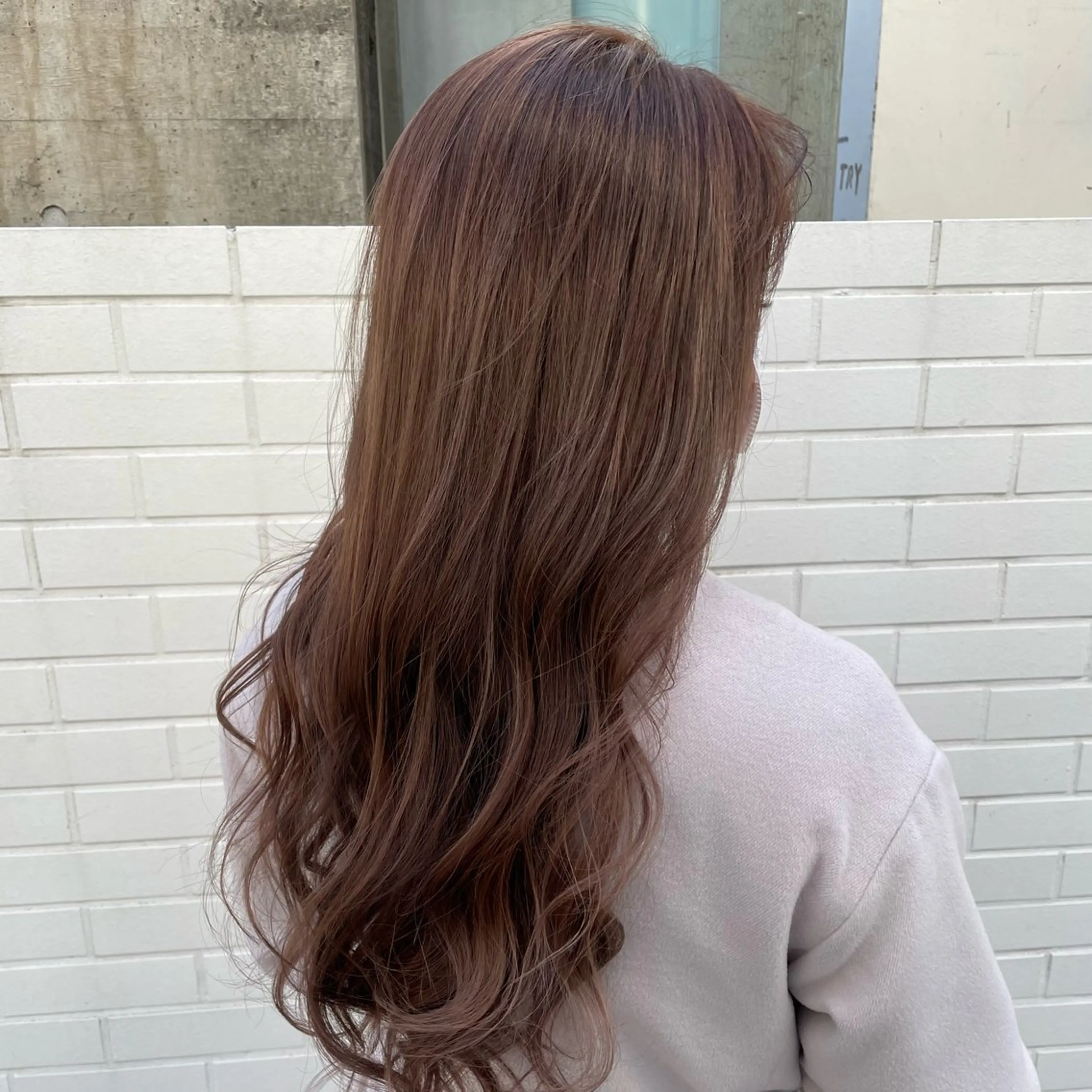 ロング カラー YUUKI/艶カラー レイヤーカットのヘアスタイル