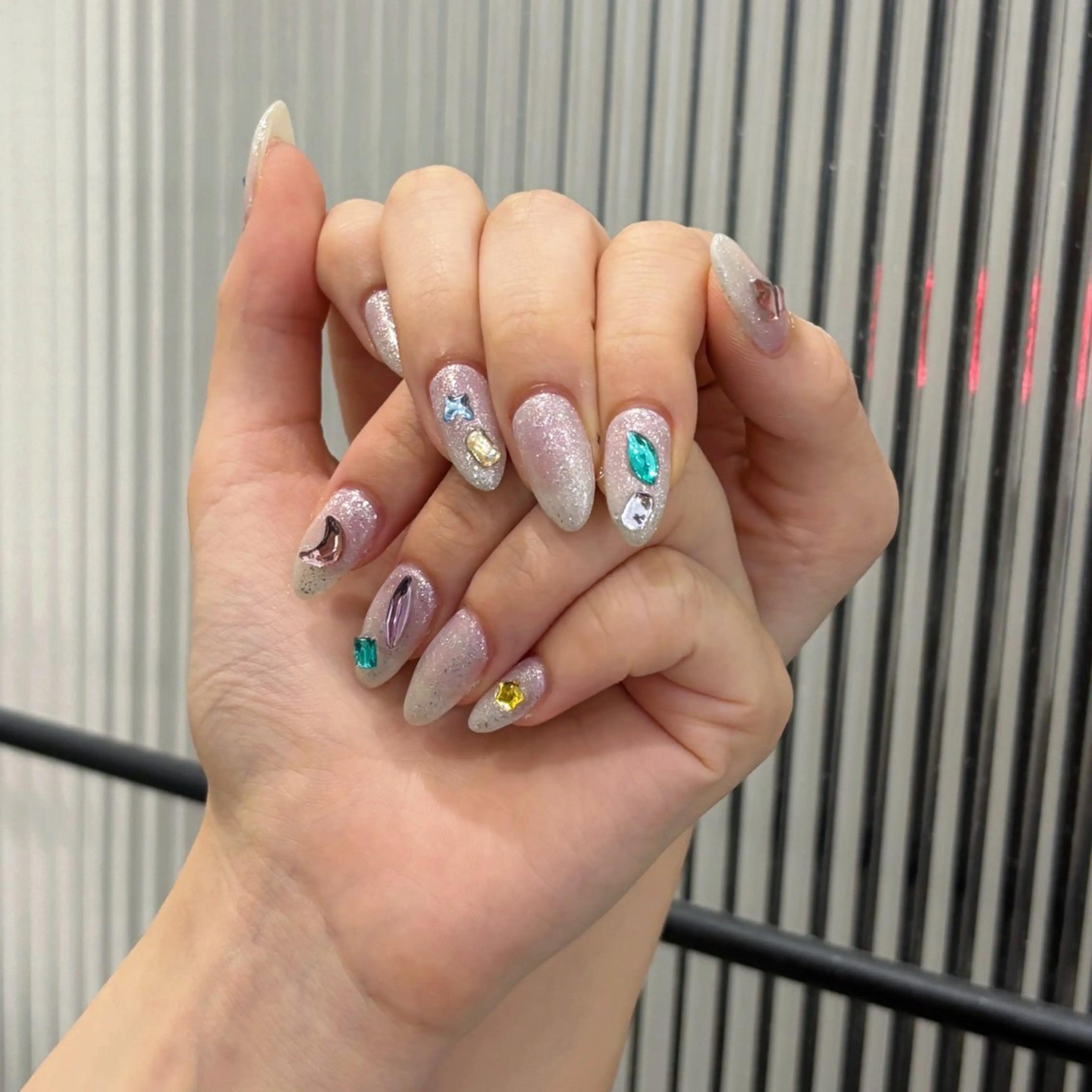 ネイル ハンドネイル M2 BEAUTY Rionのネイルデザイン