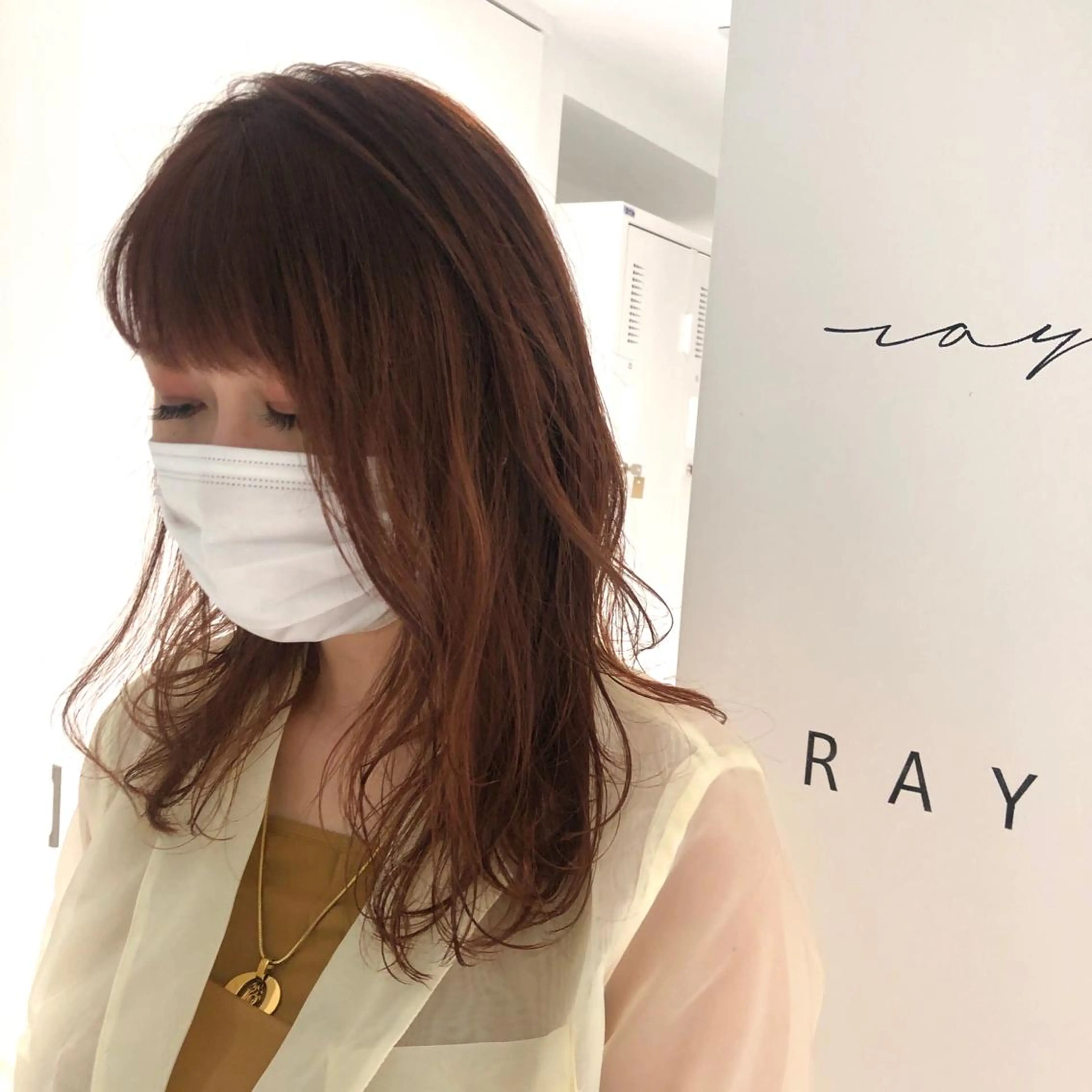 セミロング カラー ベージュカラー オレンジ オレンジベージュ レイヤーカット 古屋 花織のヘアスタイル