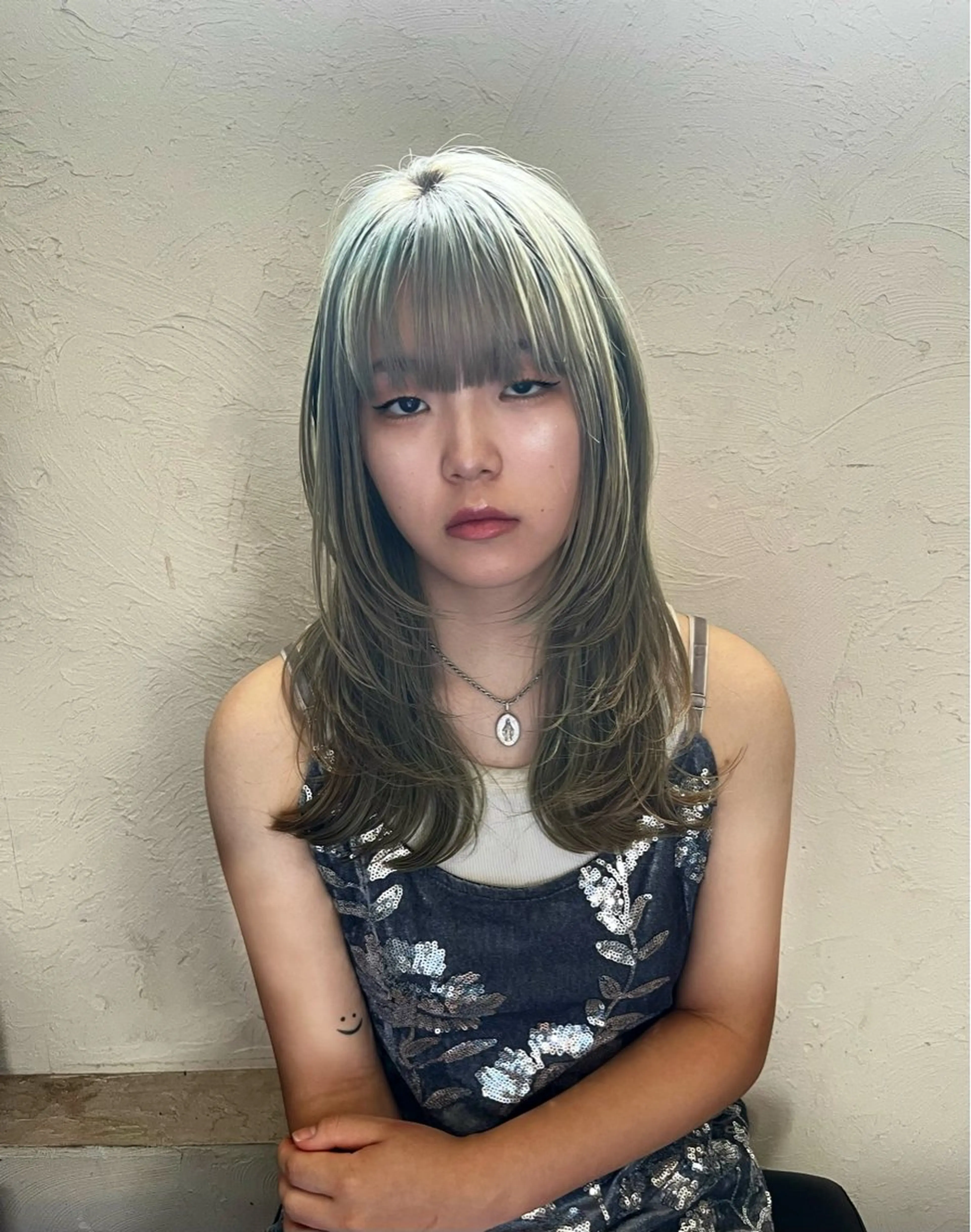 セミロング カラー ミント ミントグリーン レイヤーカット カット ヘアカラー トリートメント フェイスレイヤー/ カラー/konoのヘアスタイル