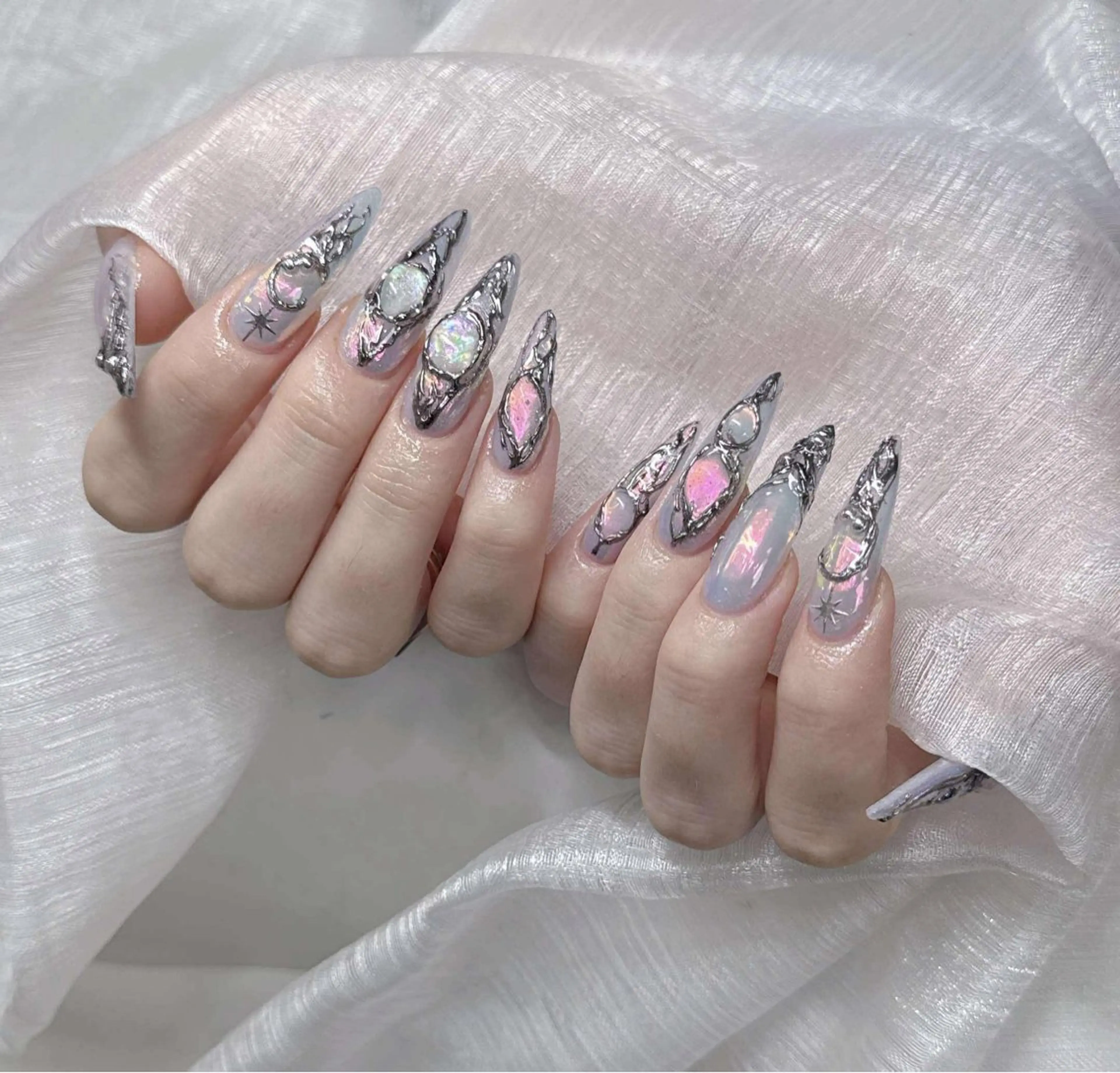 ネイル ハンドネイル Lee Nailsのネイルデザイン