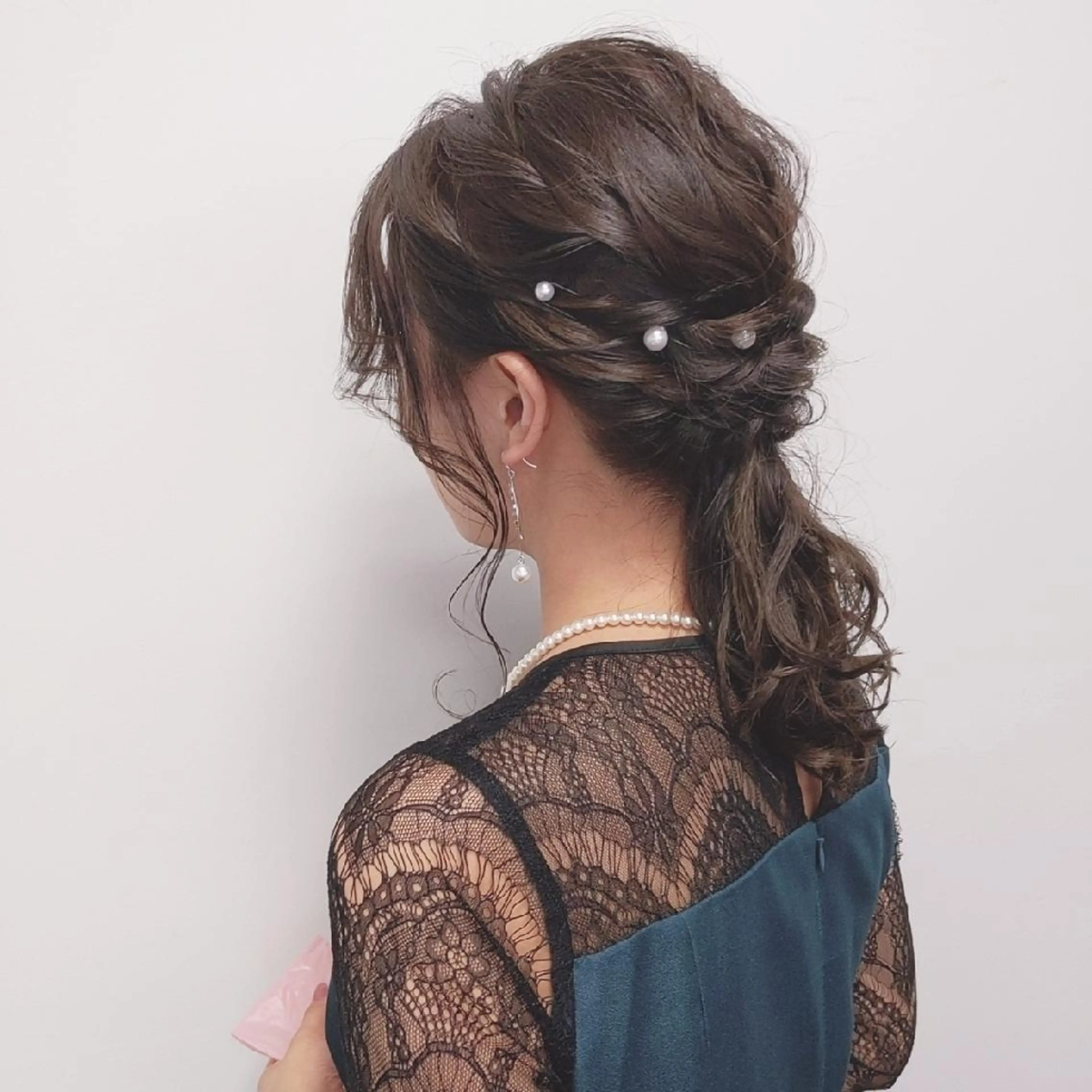 セミロング ヘアアレンジ PRIVATE SALON EYES所属・EYES リアのマツエク・マツパデザイン