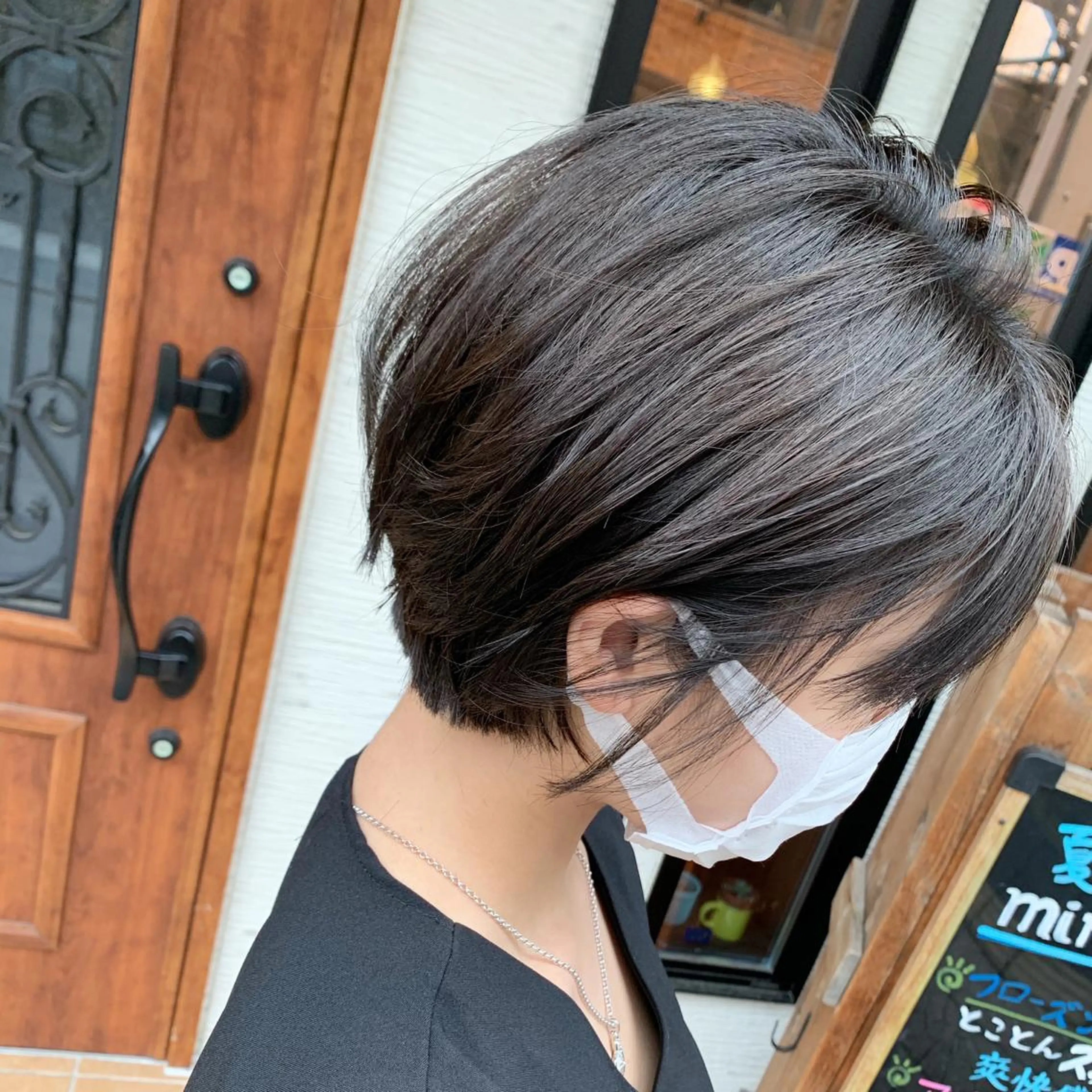 ショート カラー グレージュ ショートヘア yoshi (高橋福博)のヘアスタイル