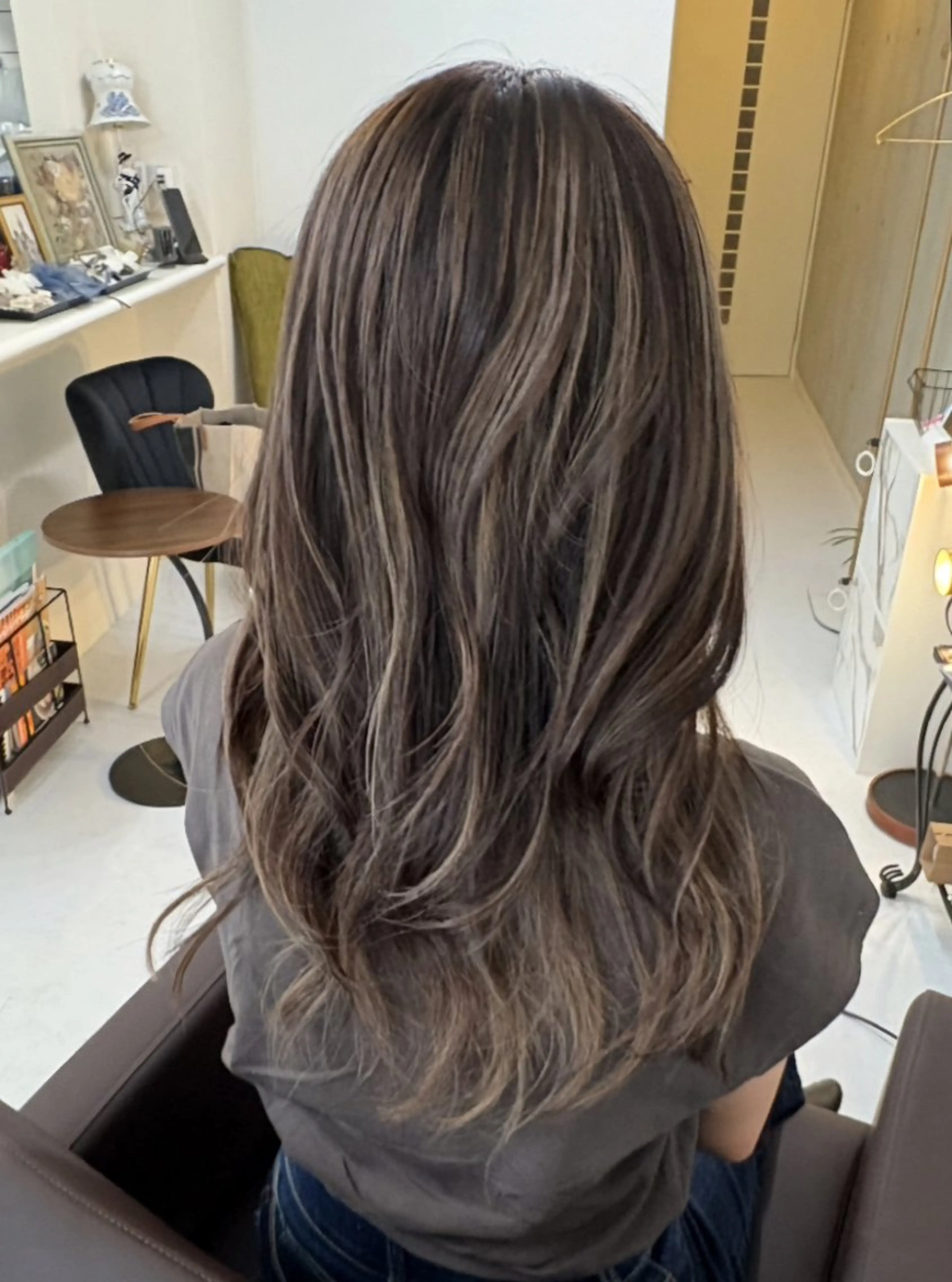 カラー ロング ma cherie 三浦直美のヘアスタイル