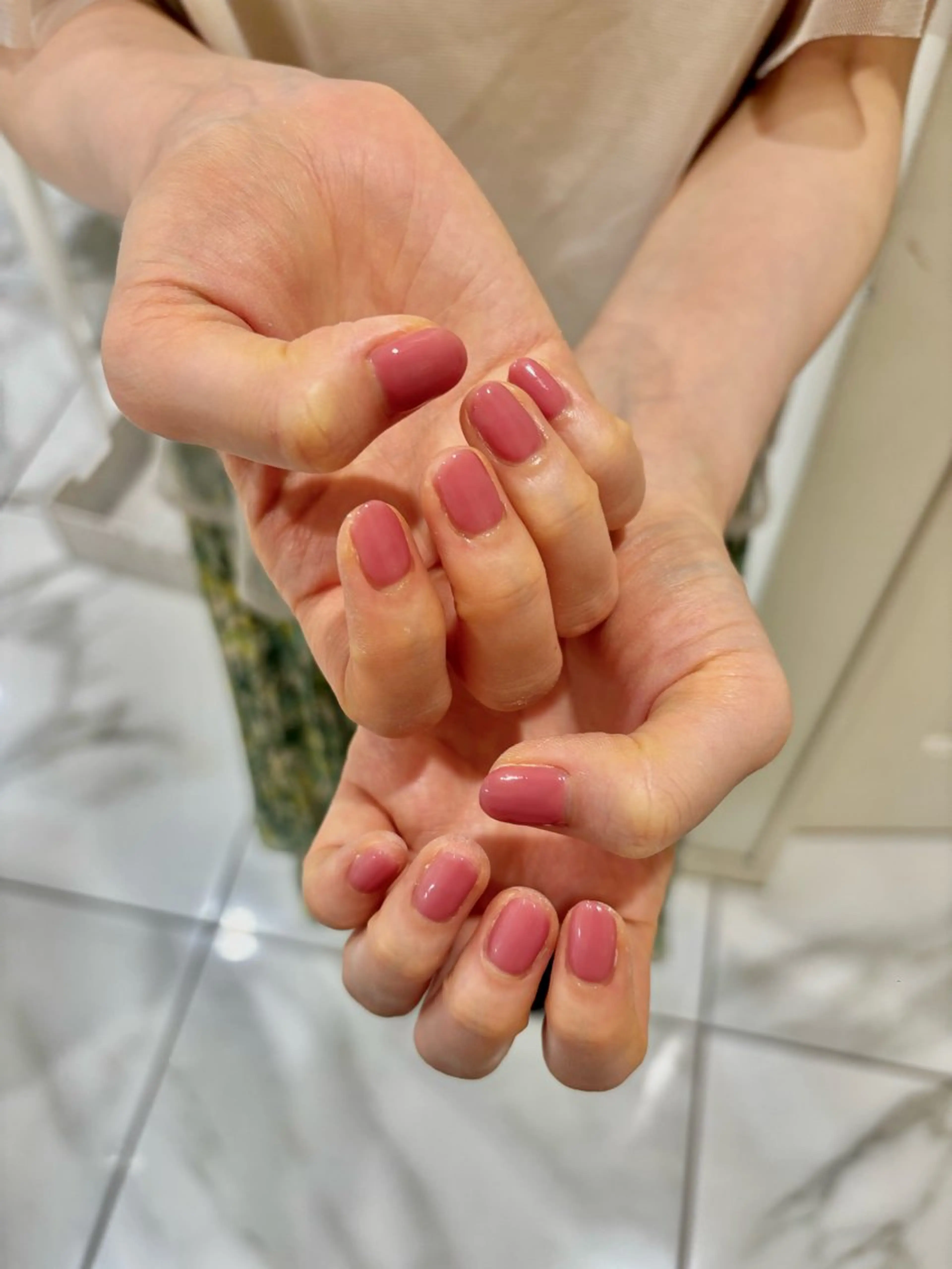 ネイル ハンドネイル 横田 菜月のネイルデザイン