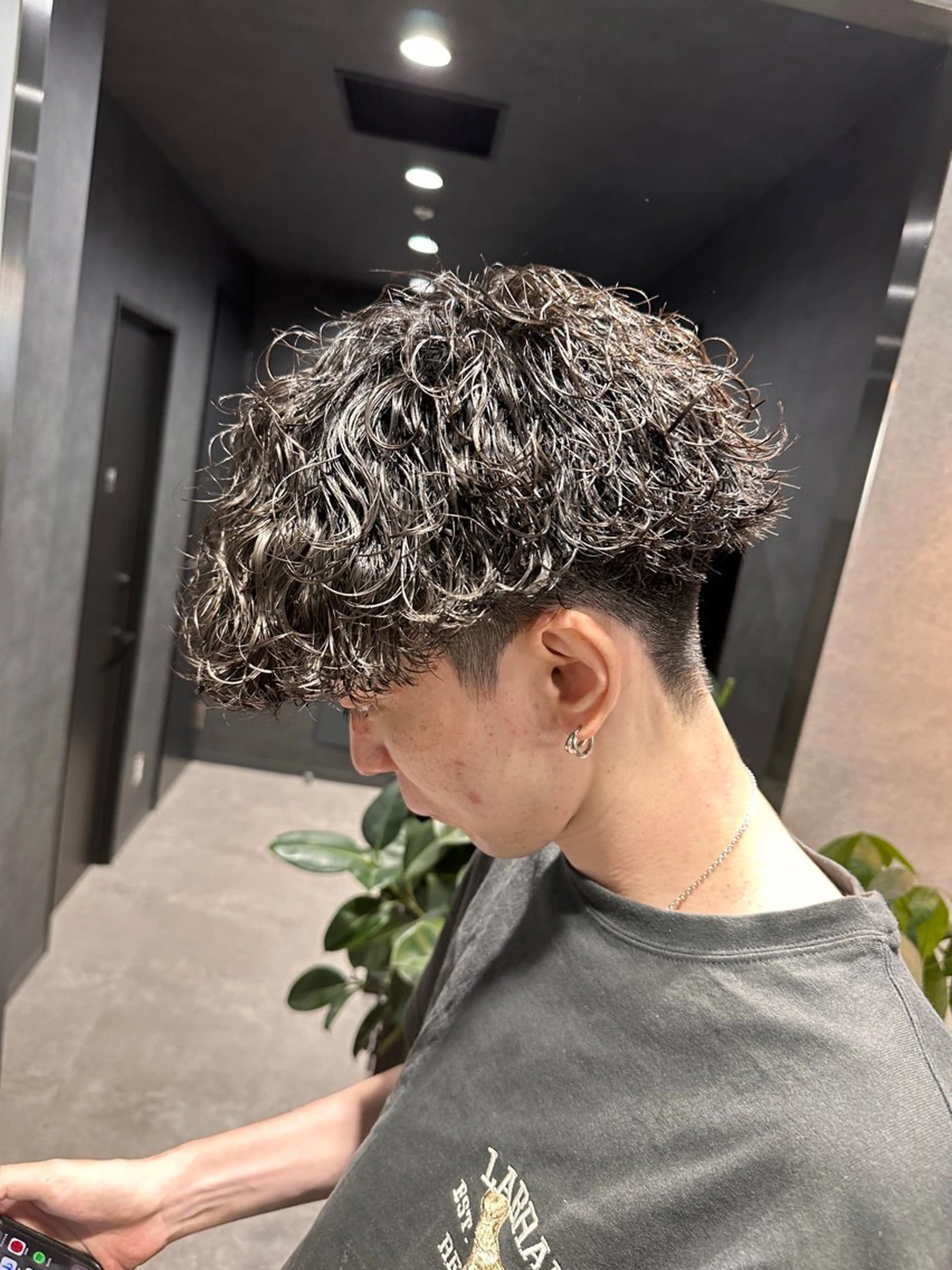 ショート パーマ メンズ 渋谷駅から徒歩1分 BLUCKメンズヘアのヘアスタイル
