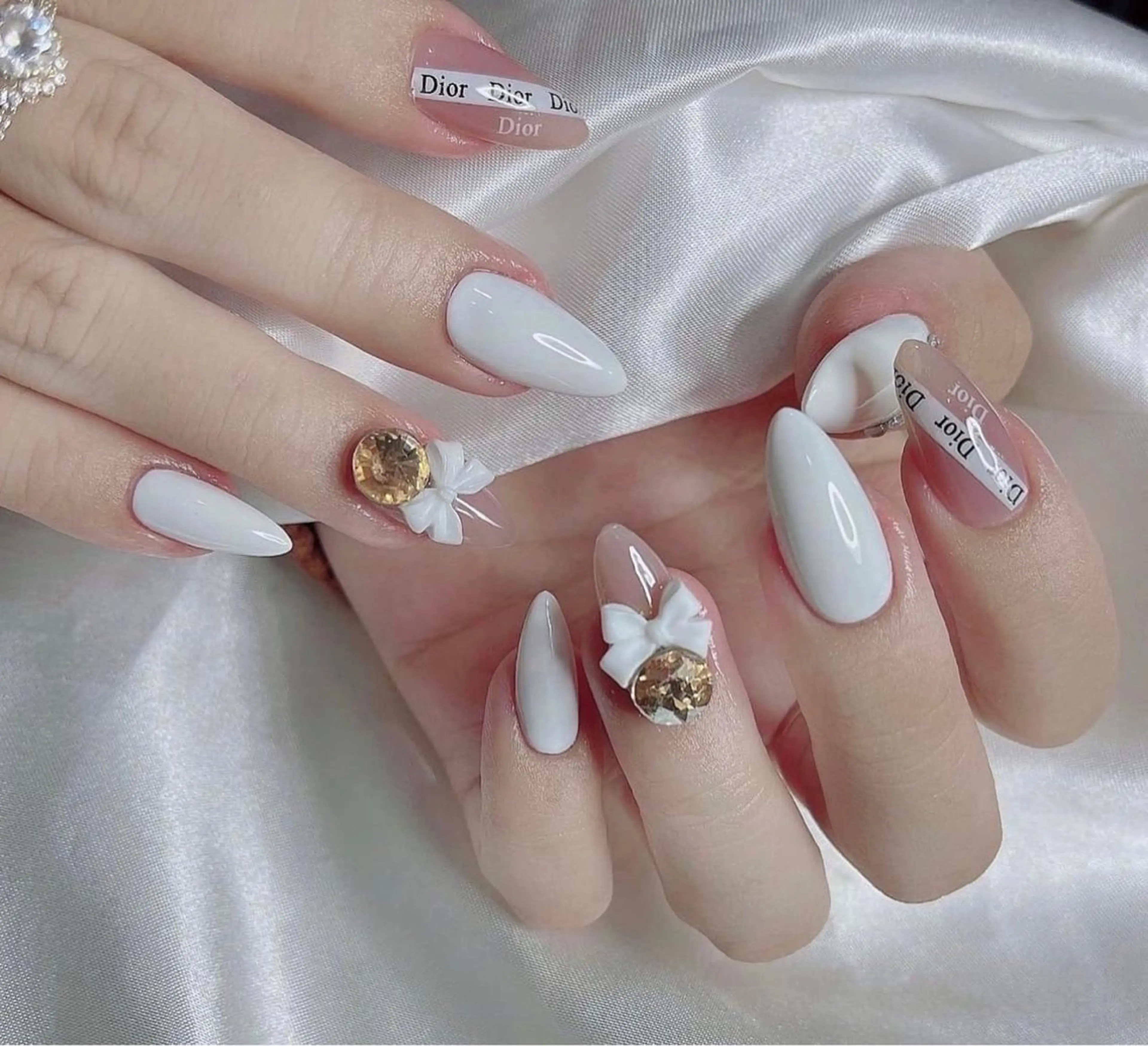 ロング 28nails -hangのネイルデザイン