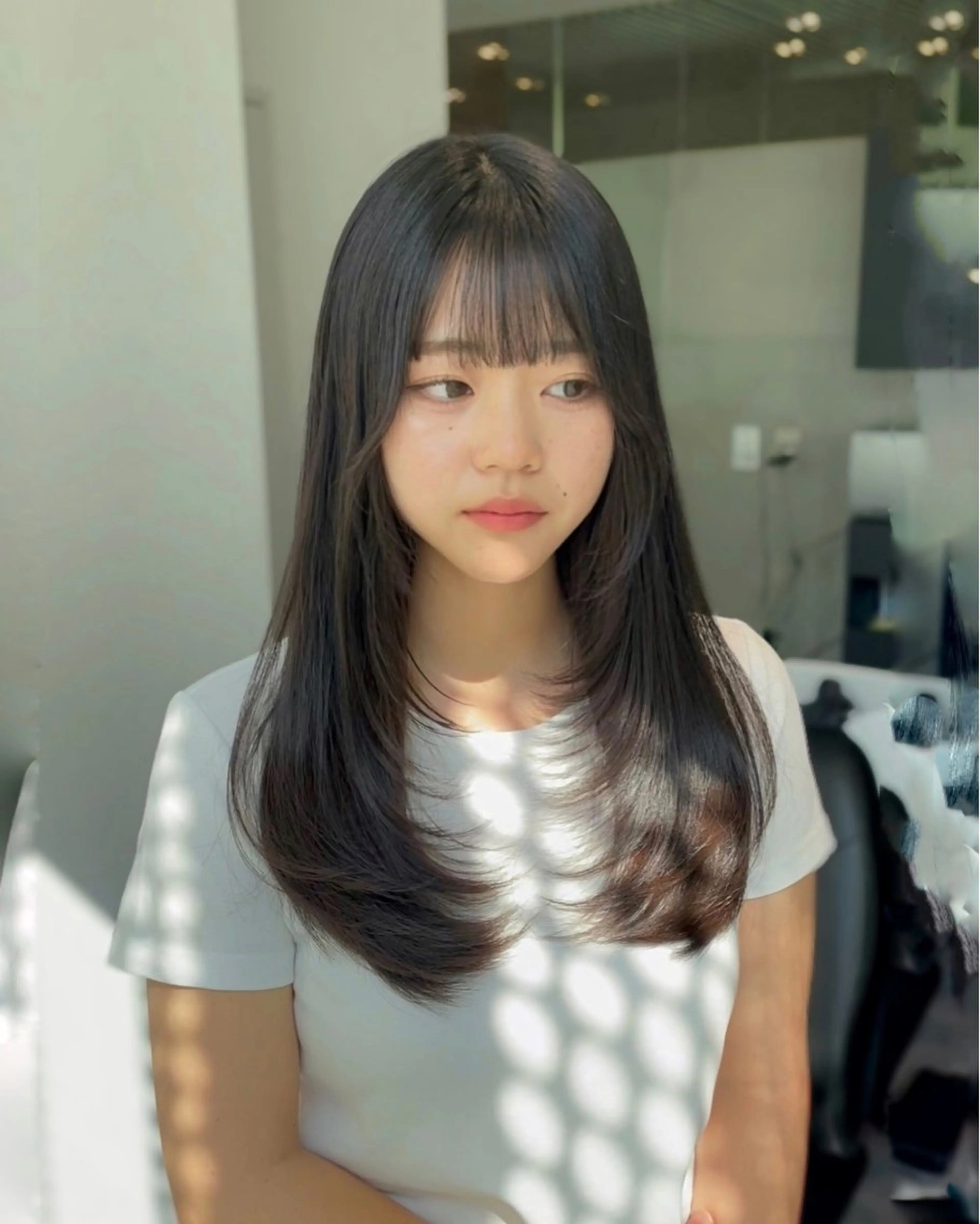 ロング カット ヘアカラー トリートメント 銀座／レイヤーカット 🤍内野すみれのヘアスタイル