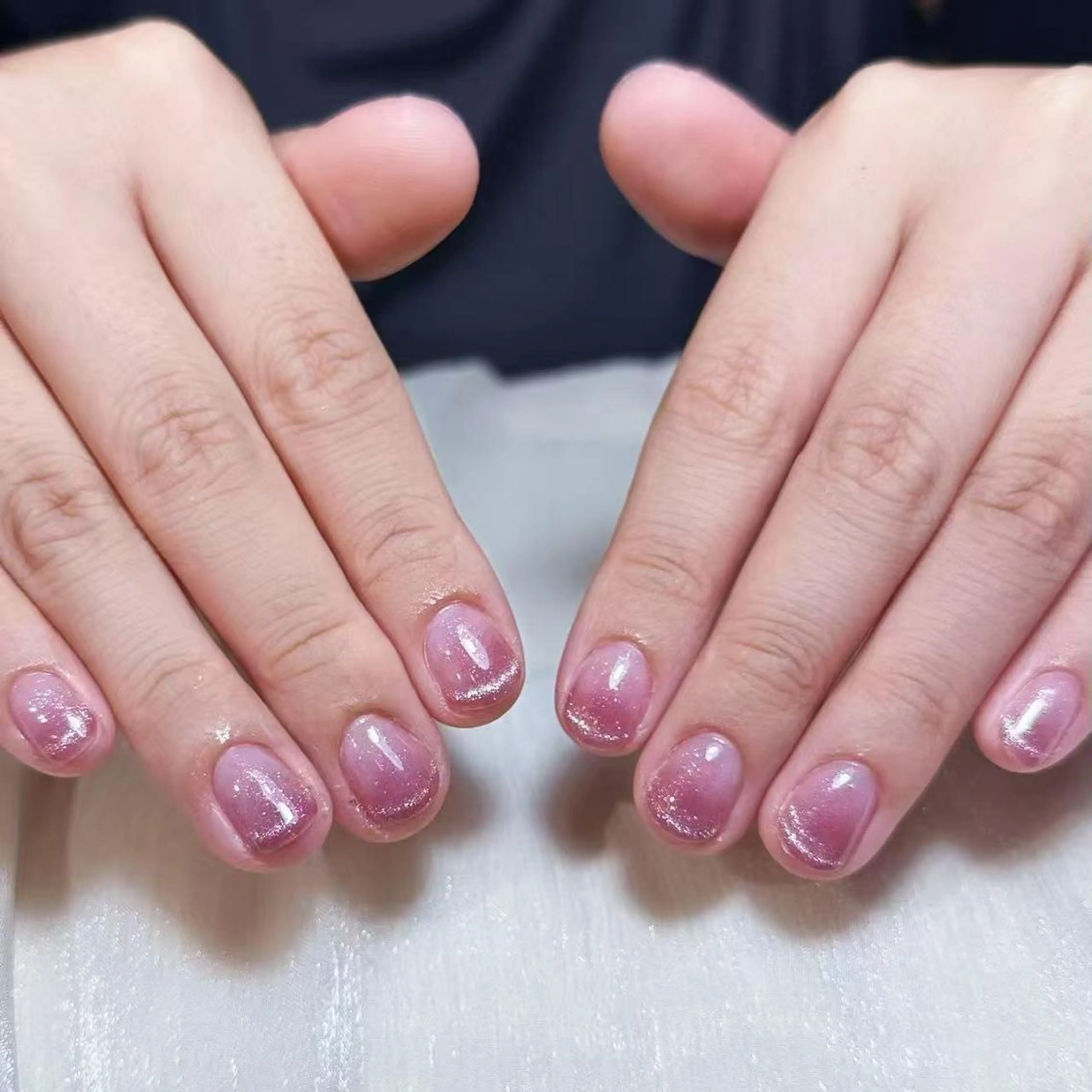 【当店では自爪を削らないベースジェル使用】★HAND マグネット　2色までの写真
