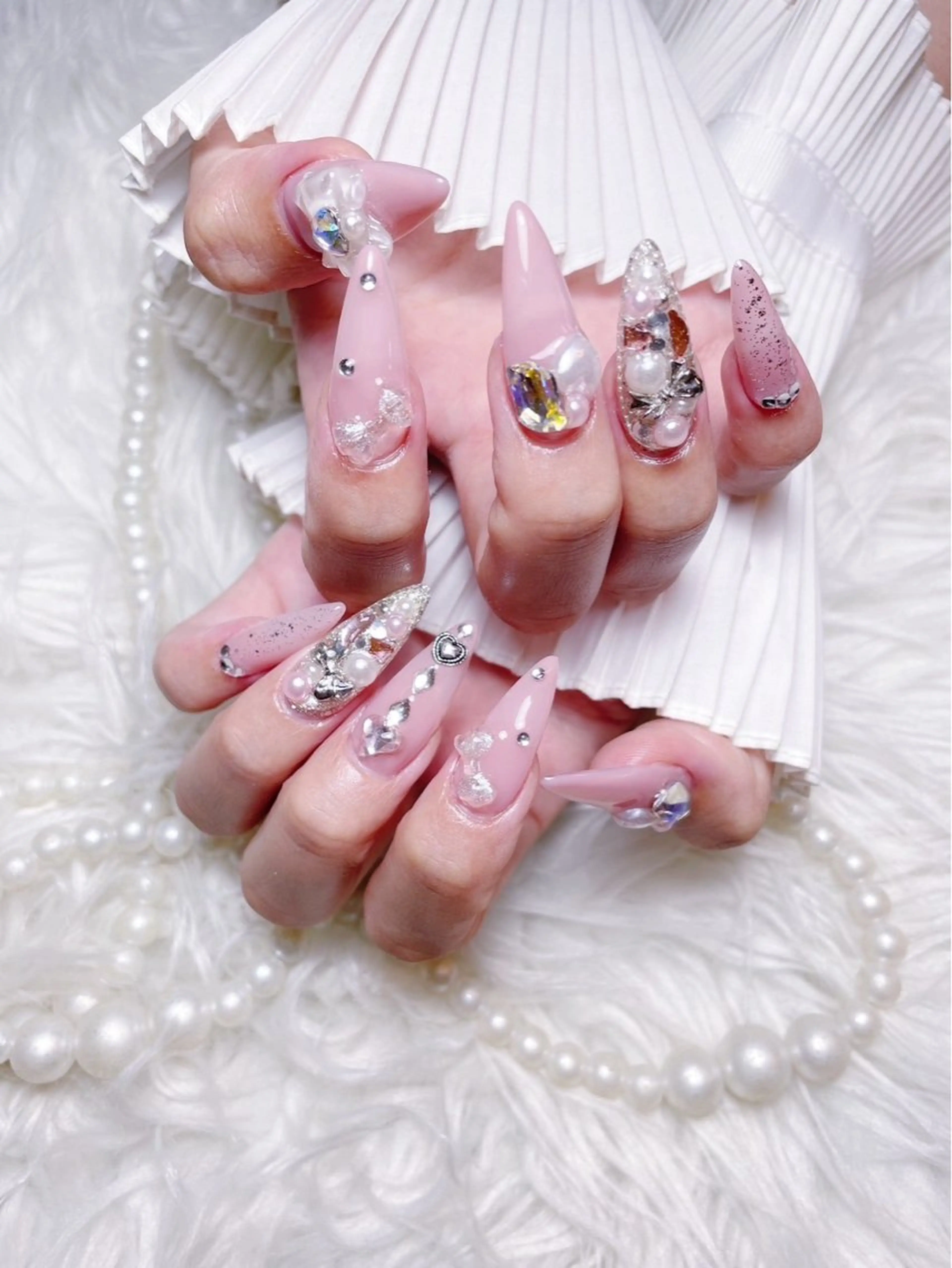 ネイル ハンドネイル ☁️Yun nail KiKi☁️のネイルデザイン