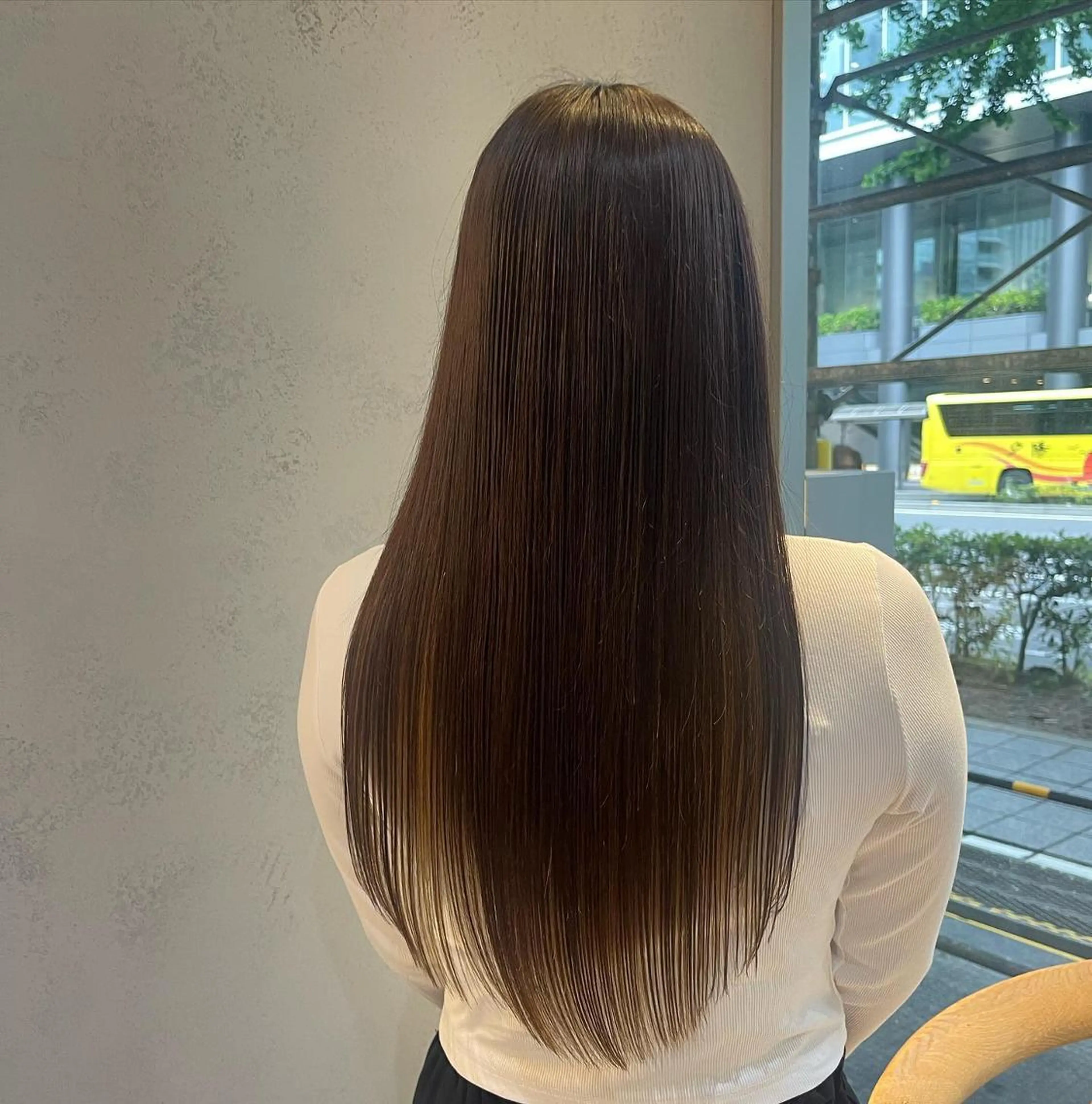 ミディアム カラー ヘアアレンジ ベージュカラー 黒髪 インナーカラー くせ毛 髪質改善 ❥【韓国風ヘア】 stylist 林❥のエステ・リラクイメージ