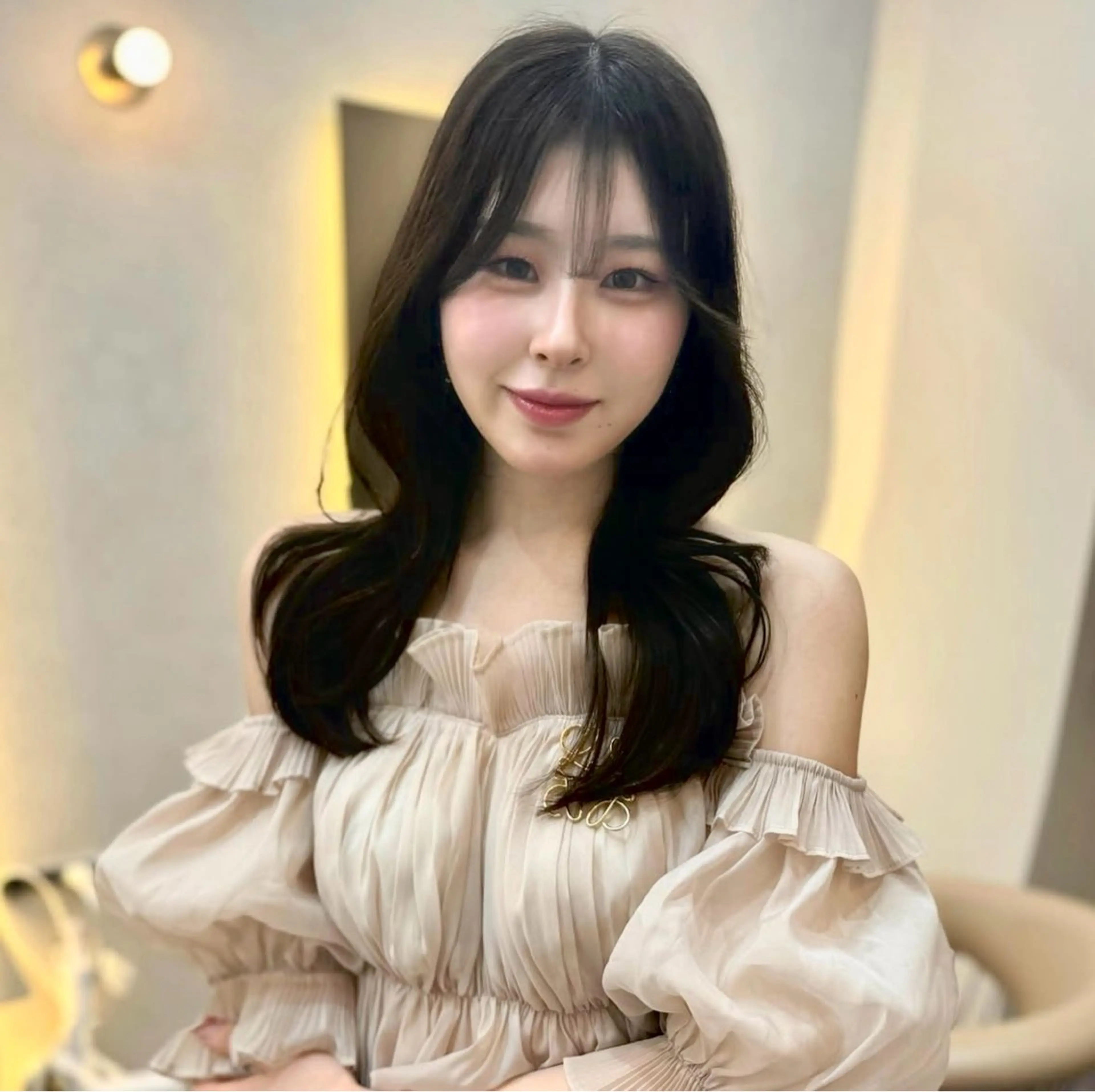 ロング くびれヘア 韓国風ヘア ヘアセット 韓国トレンド💓‪ 阿部あんじゅのヘアスタイル