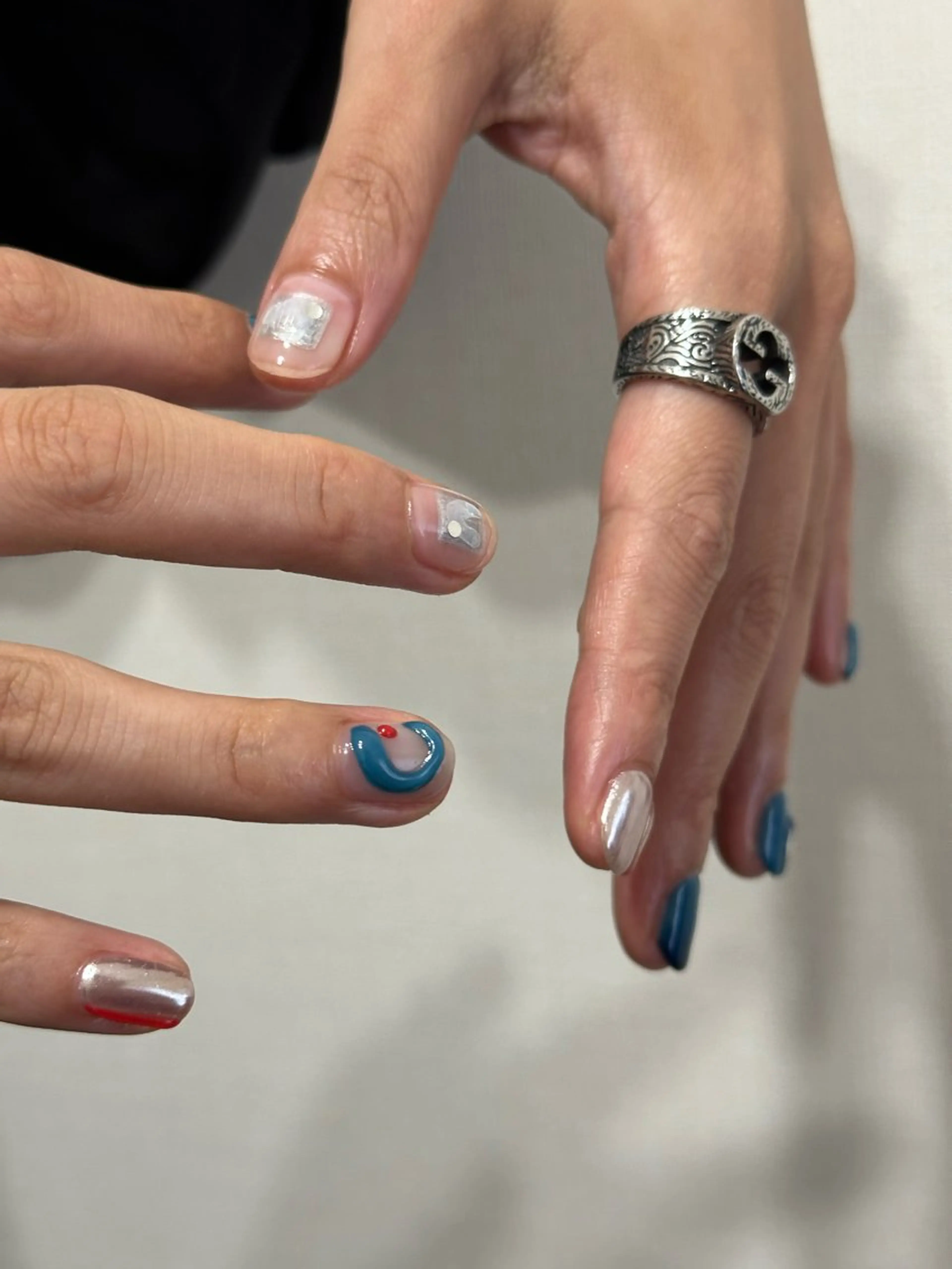 ネイル クリアネイル ハンドネイル フットネイル kiii.__ ✴︎*のネイルデザイン