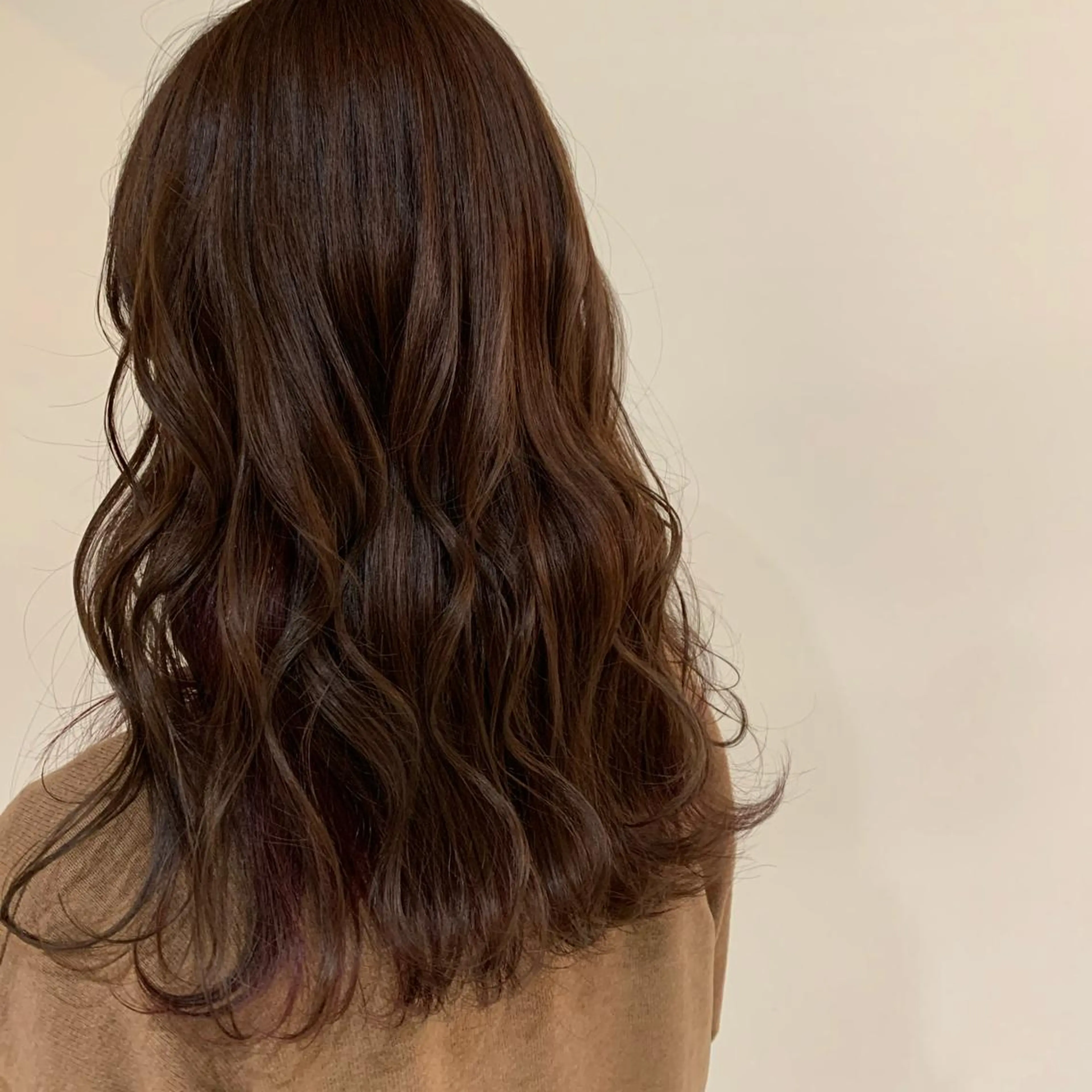 ロング カラー ヘアアレンジ ベージュカラー インナーカラー ヘアカラー 守屋 颯太のヘアスタイル