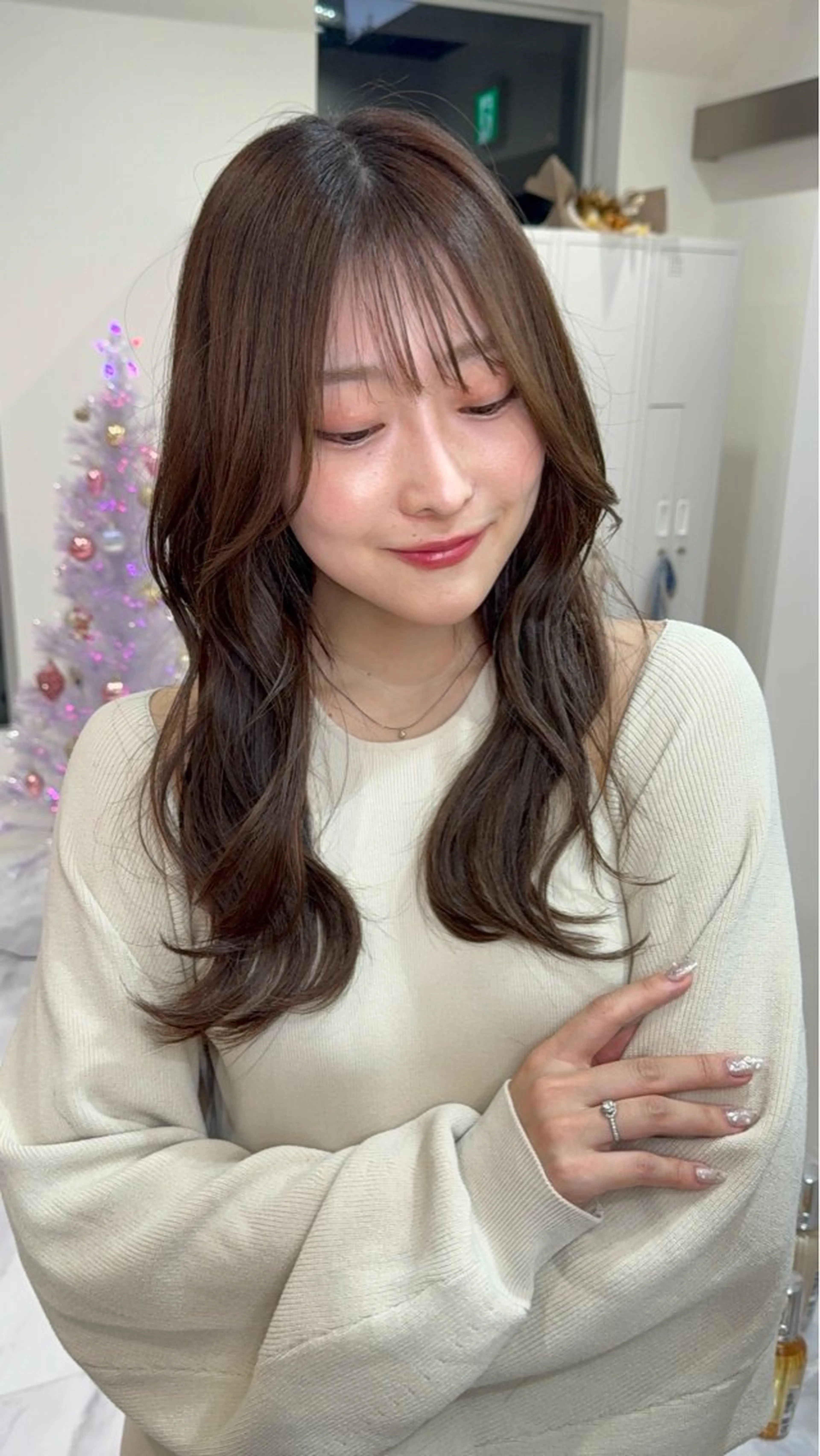 ロング カラー MONA SAYAKAのヘアスタイル