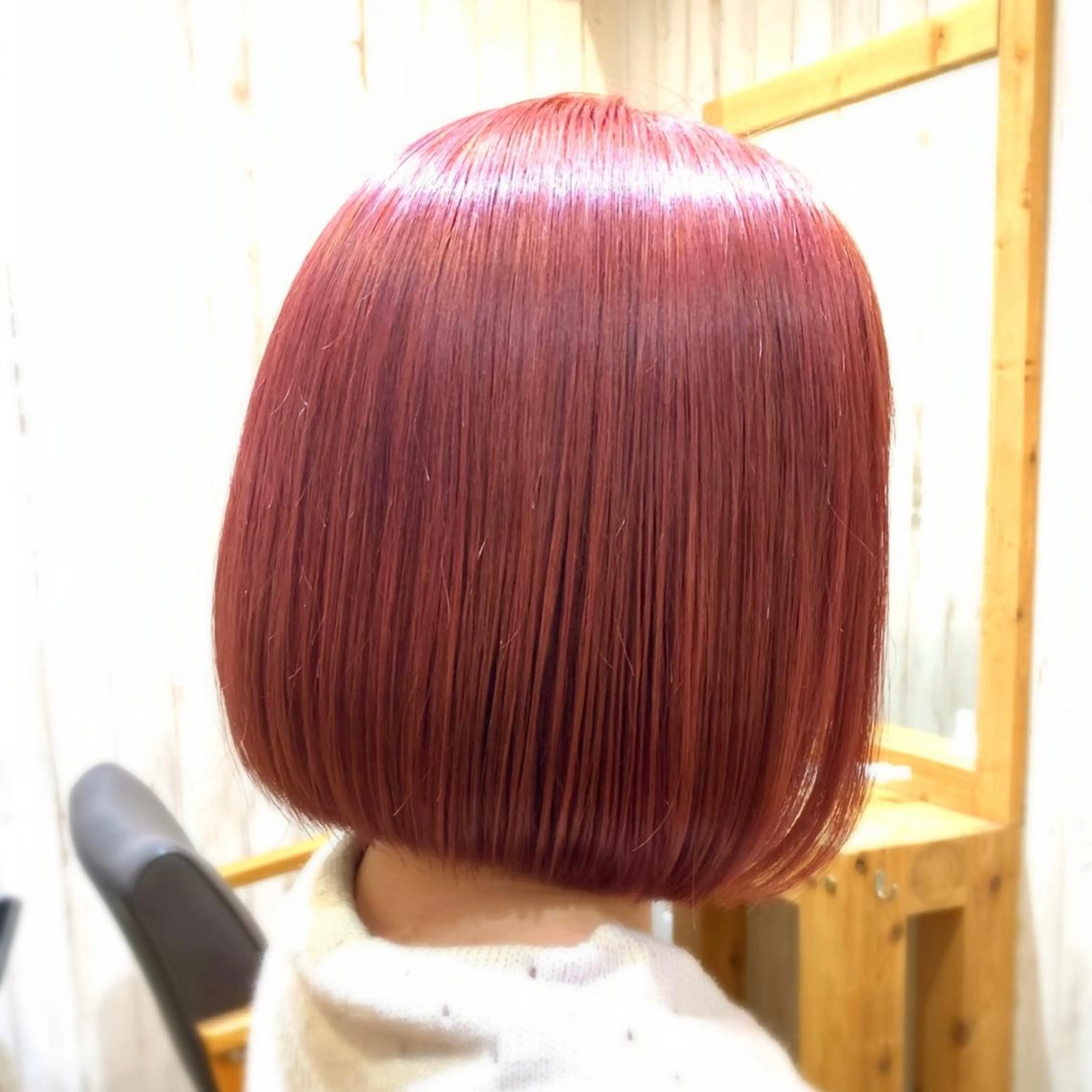 ショート カラー 前下がりボブ ショートボブ 丸みショート ベリーショート ボブ Halo 長居店 "ROKI"のヘアスタイル