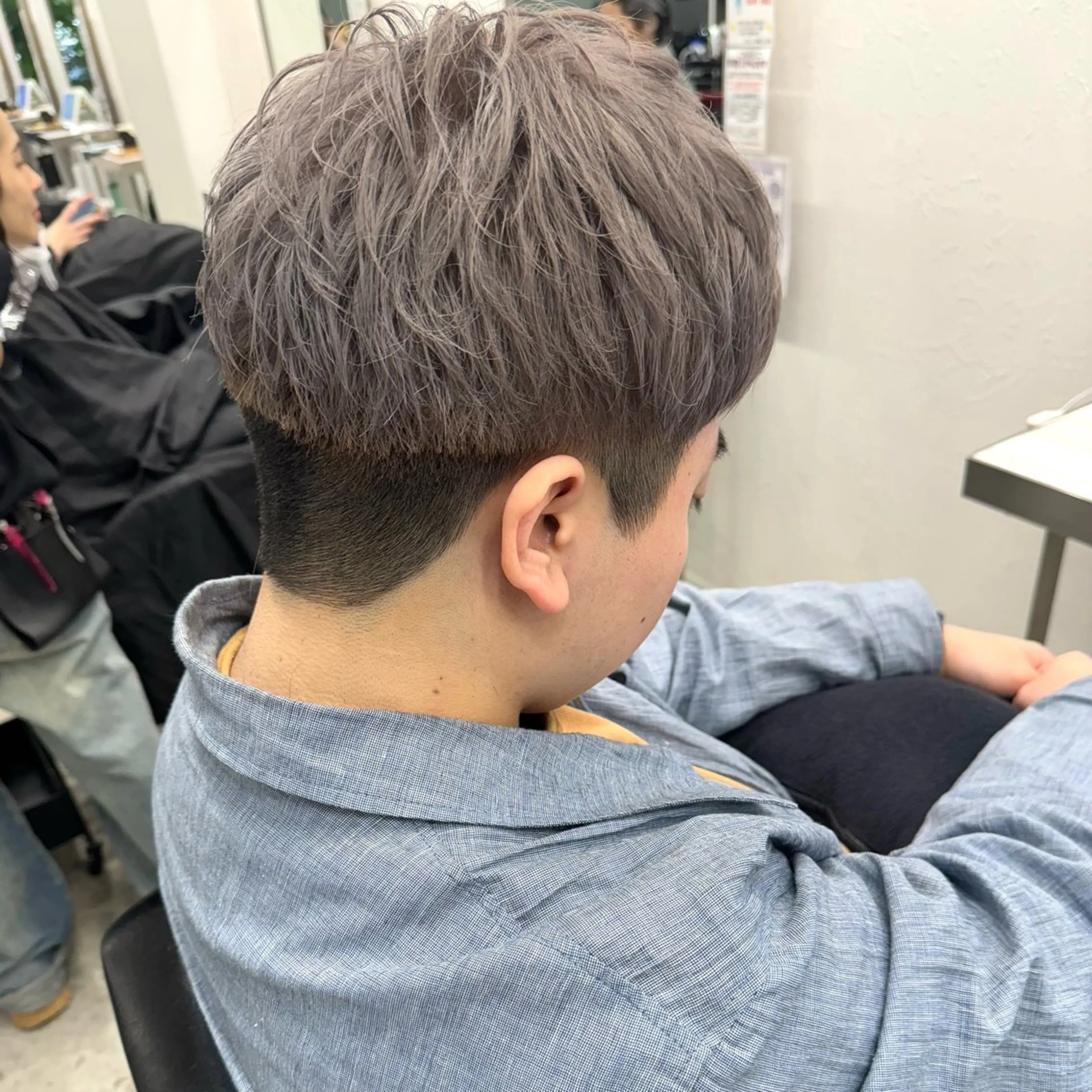 カラー メンズ IwAsh  大和駅店所属・shiho .のヘアスタイル